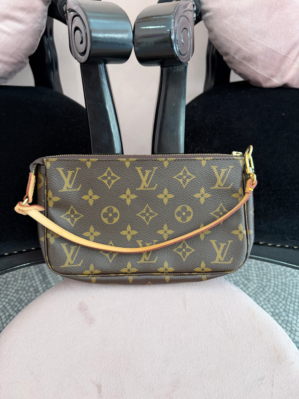 Borsa Louis Vuitton Pochette accessoires NM monogram