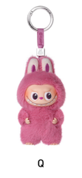 Labubu Pin for Love, Q