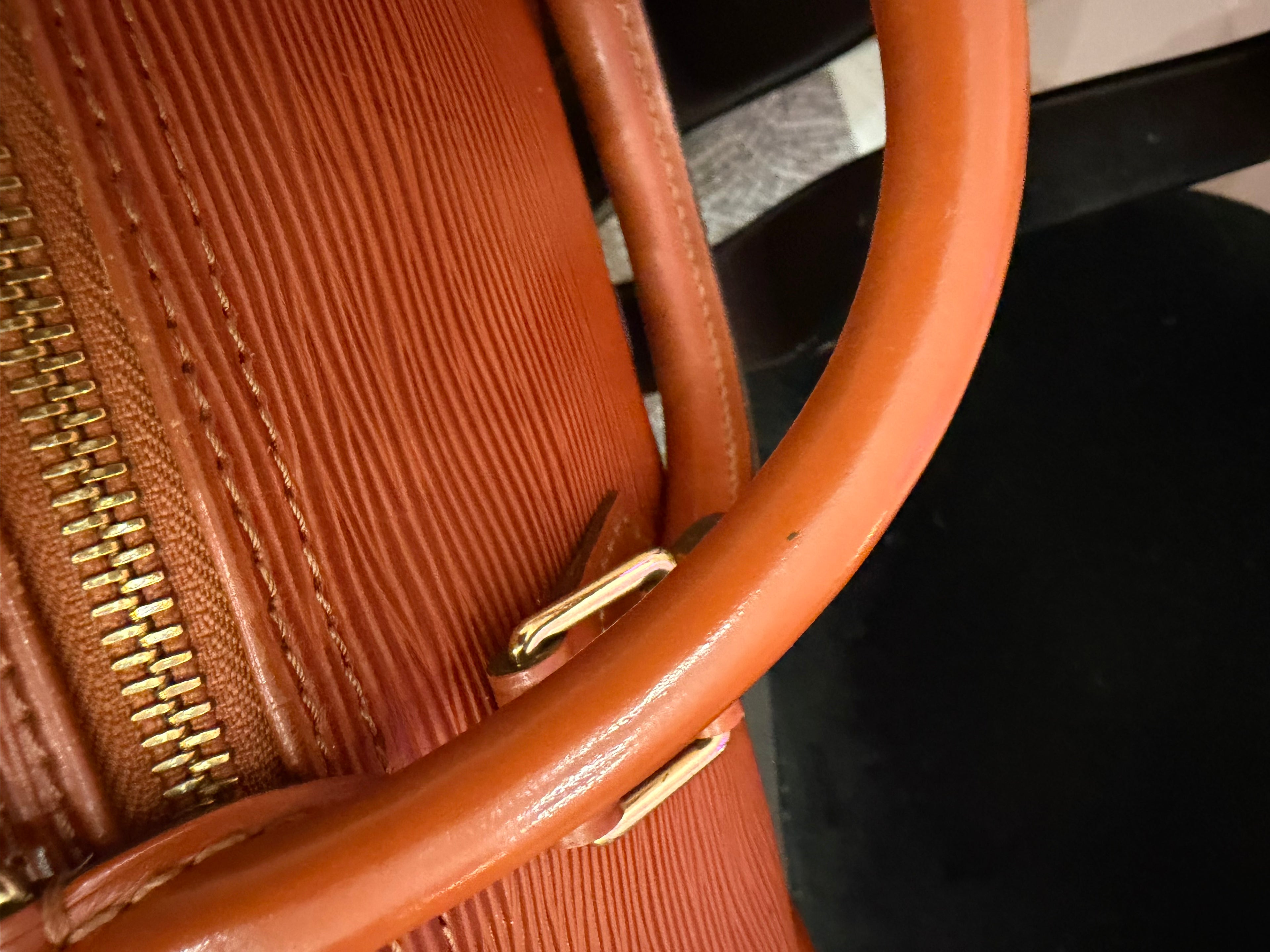 Borsa Louis Vuitton Speedy 30 pelle epi marrone