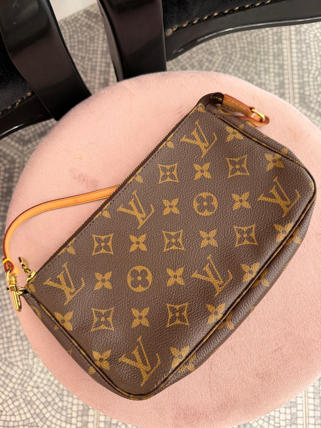 Borsa Louis Vuitton Pochette accessoires NM monogram
