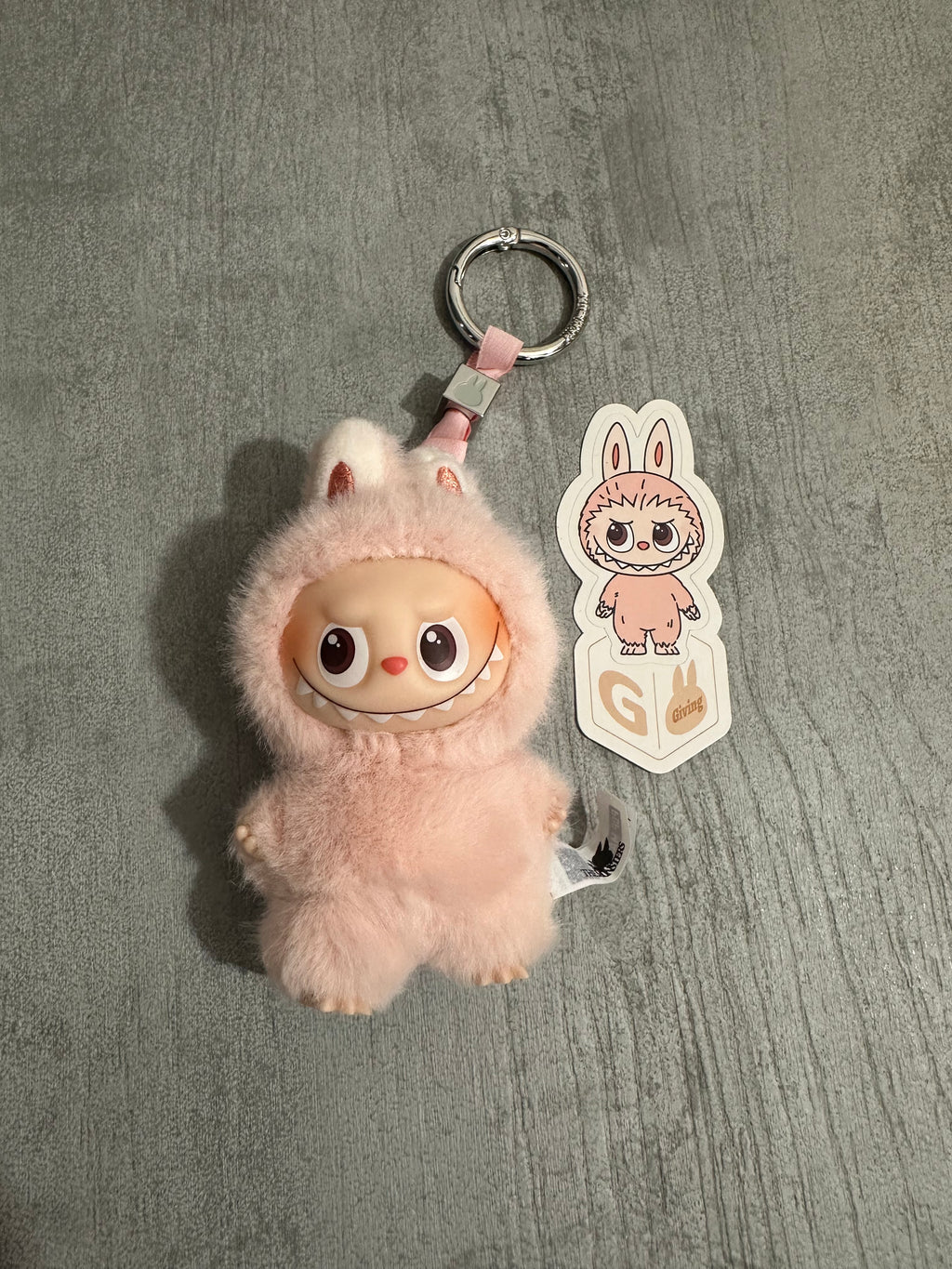 Labubu Pin for Love, G