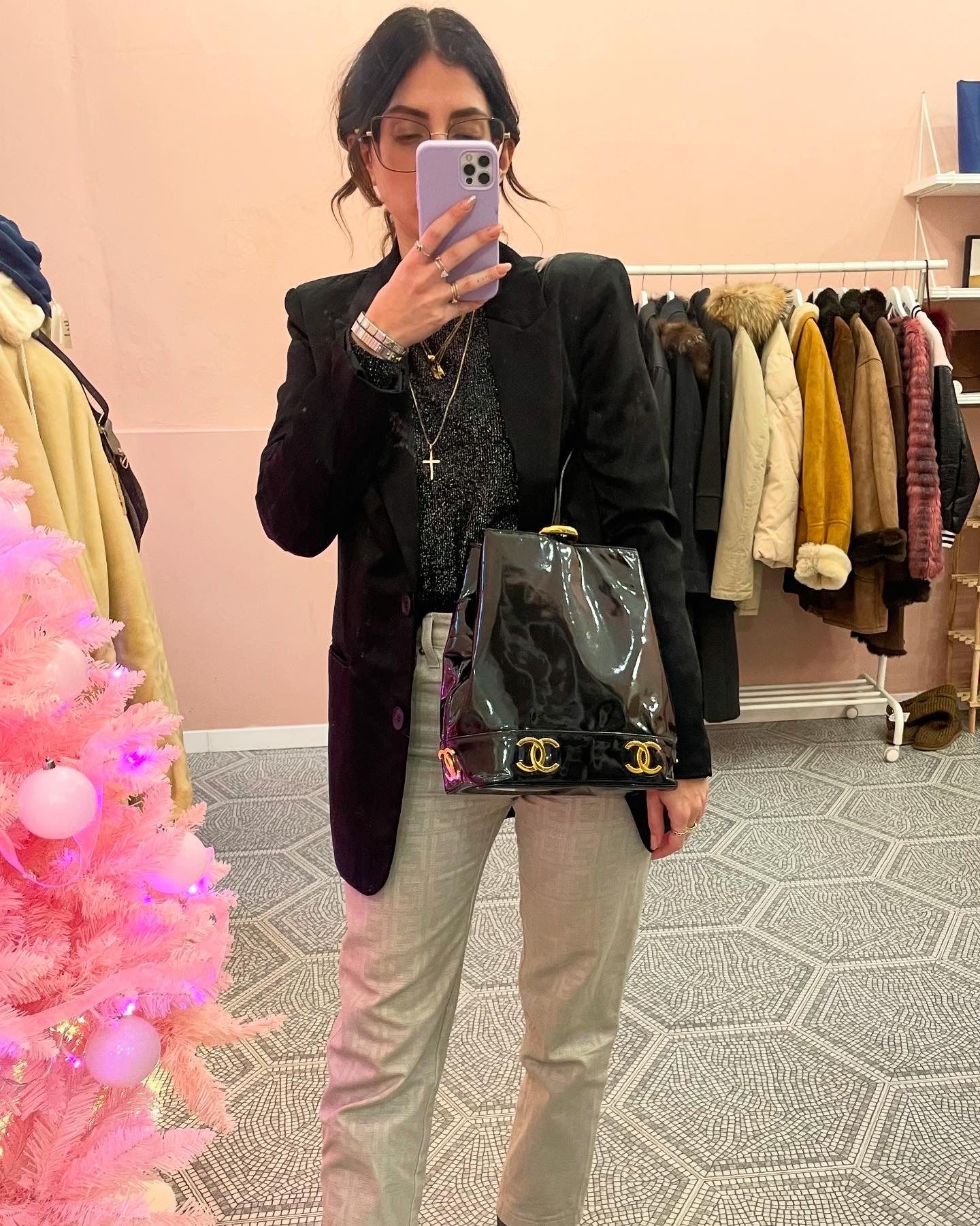 Borsa Chanel secchiello vernice vintage