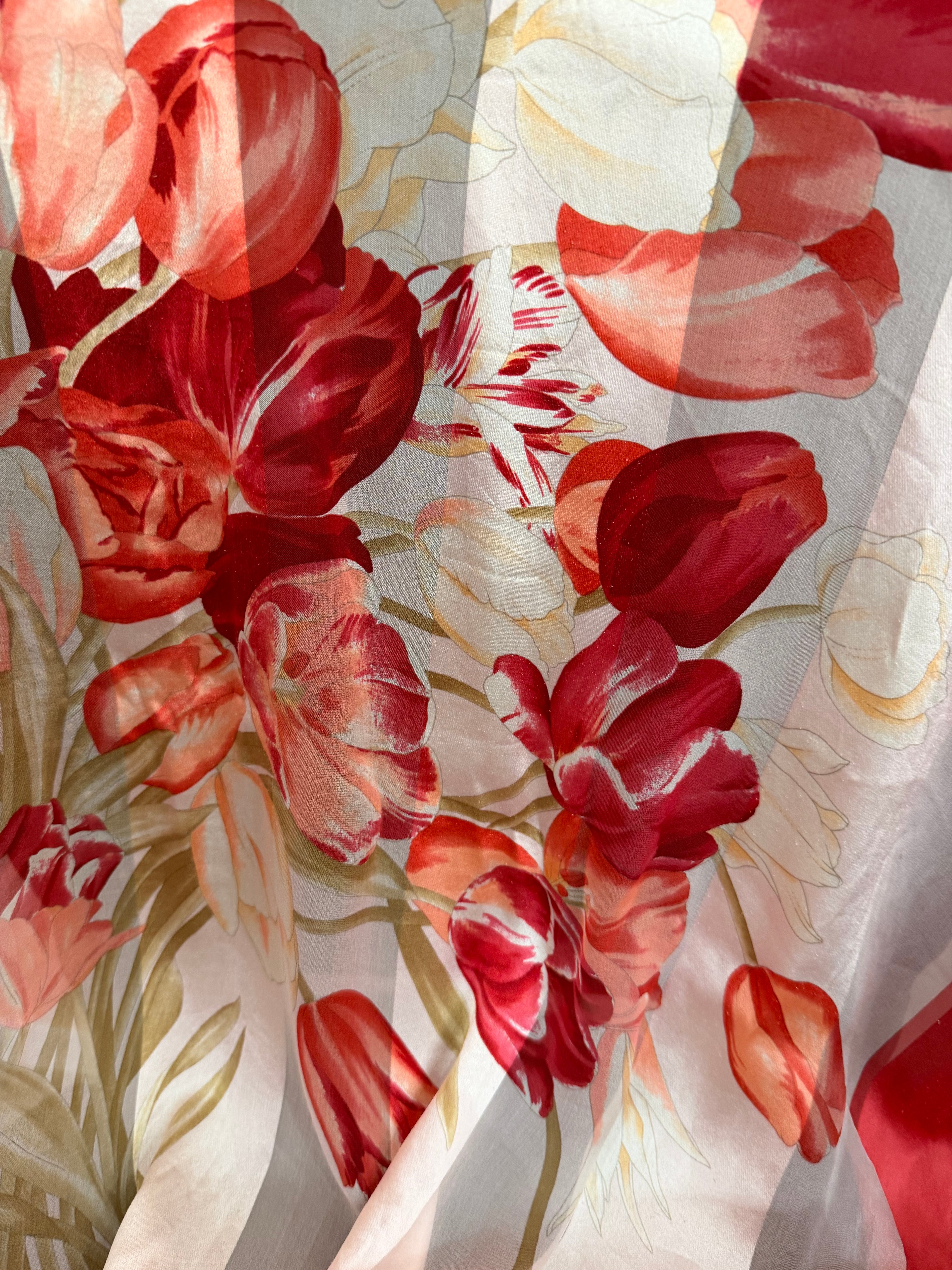 Foulard Valentino fiori rossi