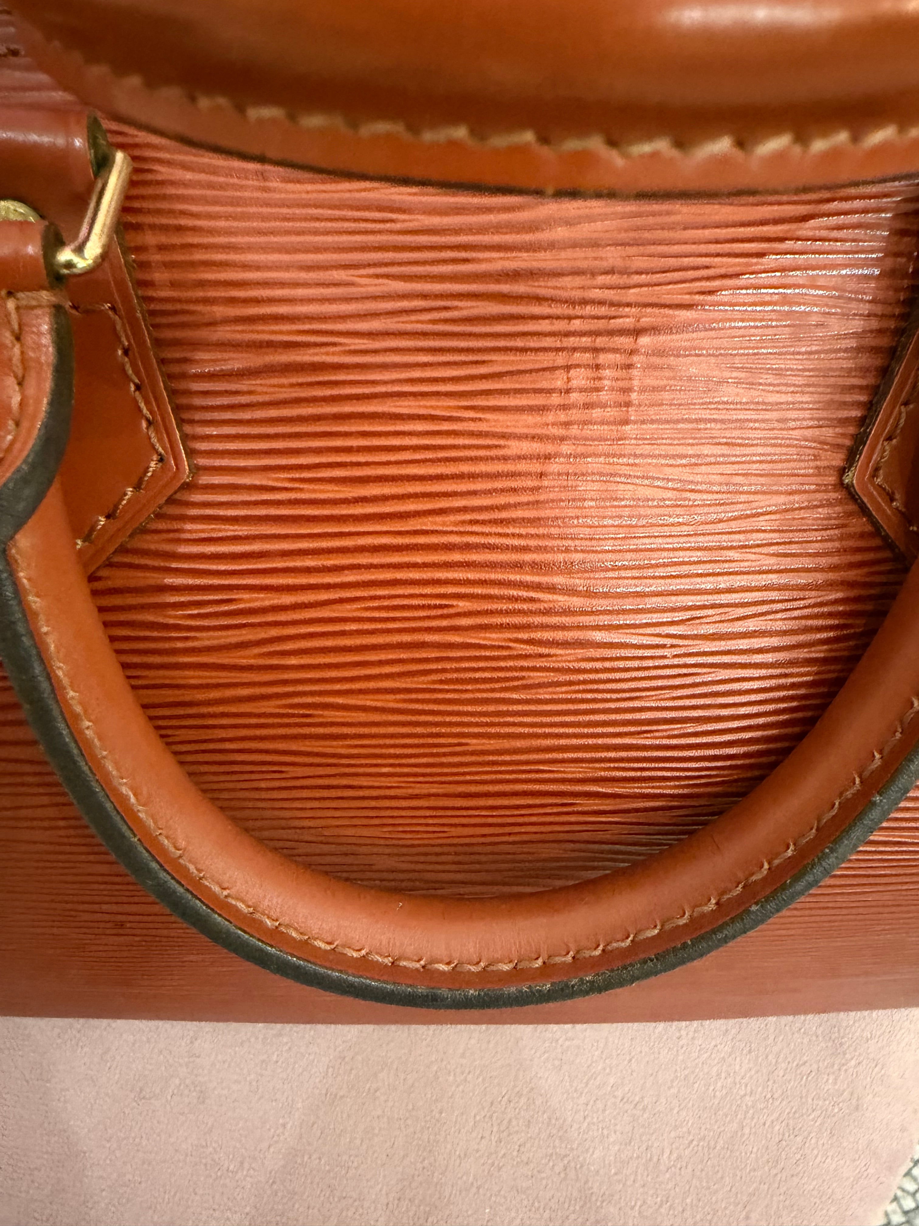 Borsa Louis Vuitton Speedy 30 pelle epi marrone