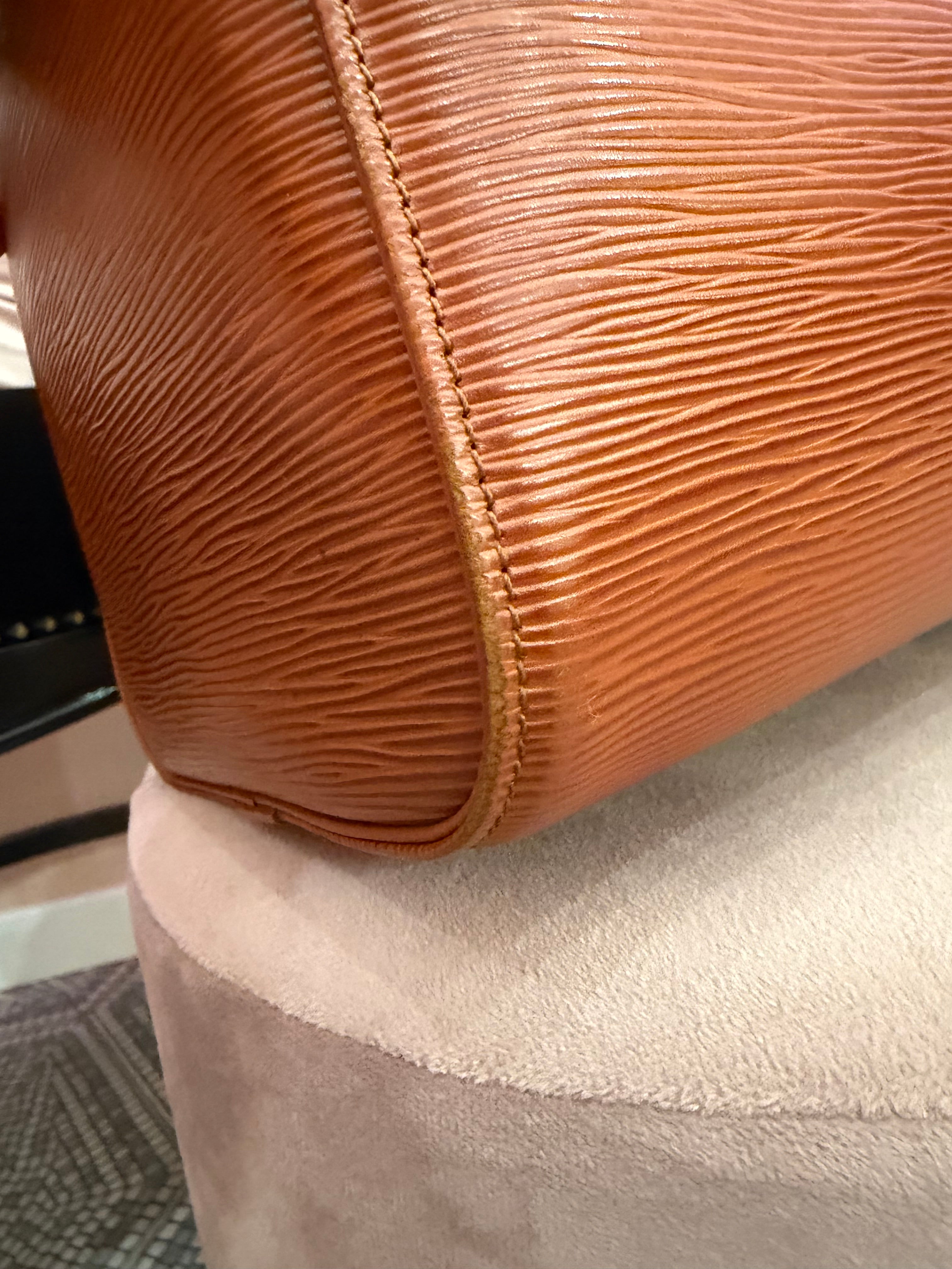 Borsa Louis Vuitton Speedy 30 pelle epi marrone