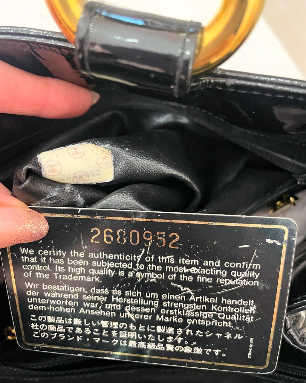 Borsa Chanel secchiello vernice vintage