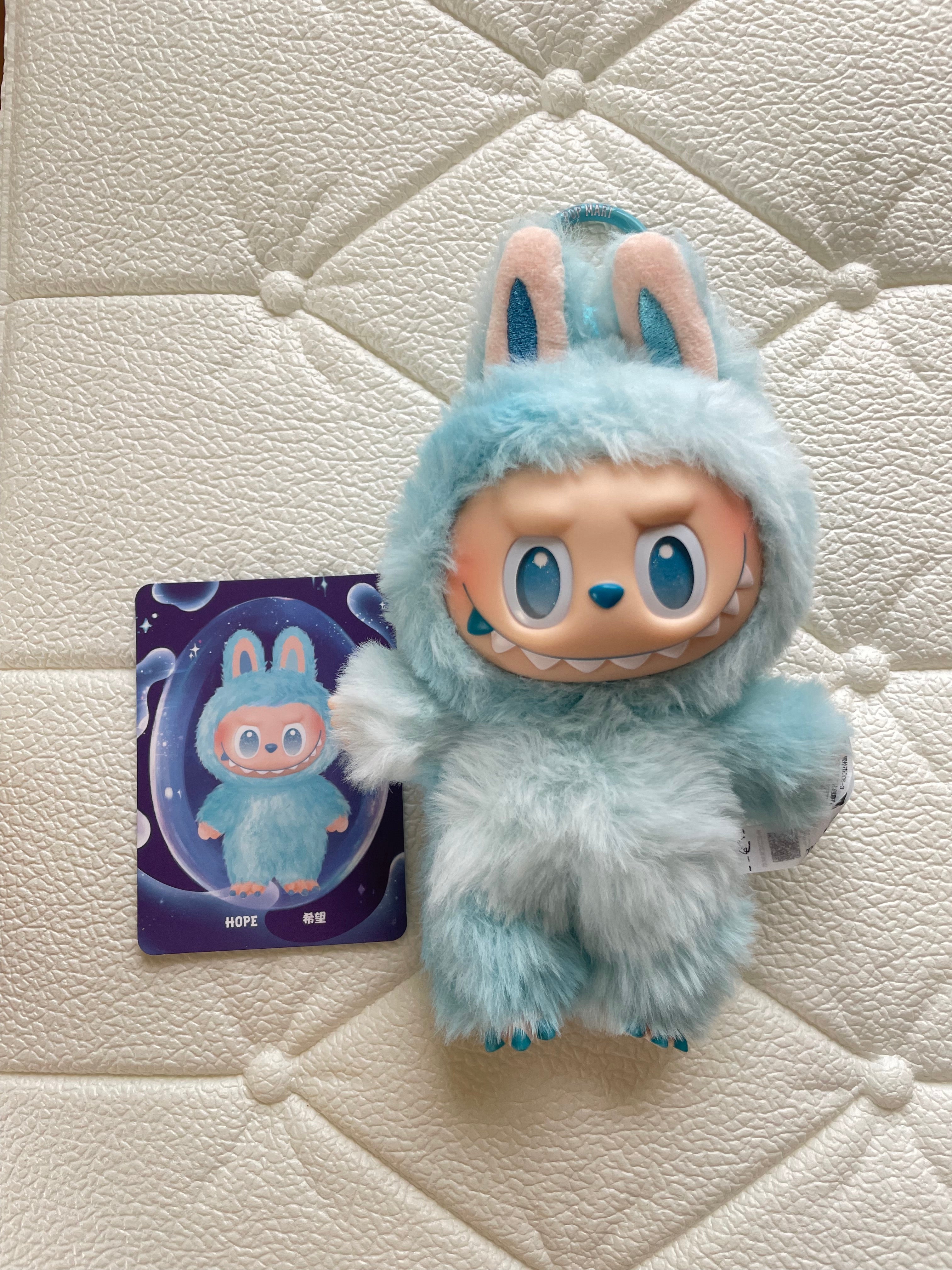 Labubu Big into Energy Hope