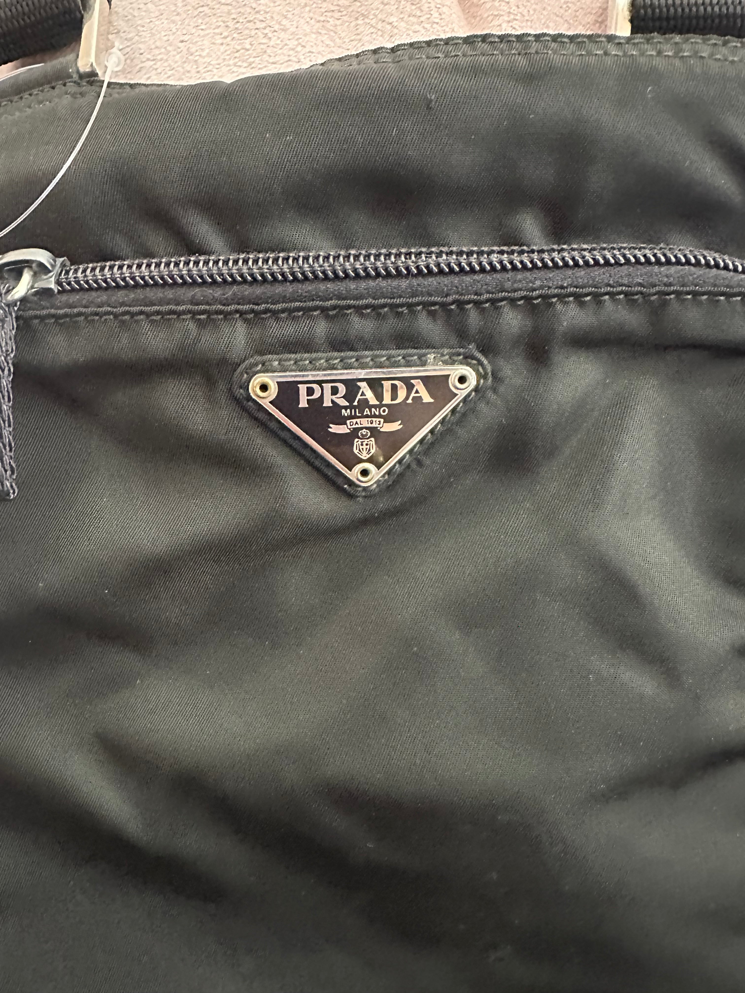 Borsa Prada postina tela nylon nera