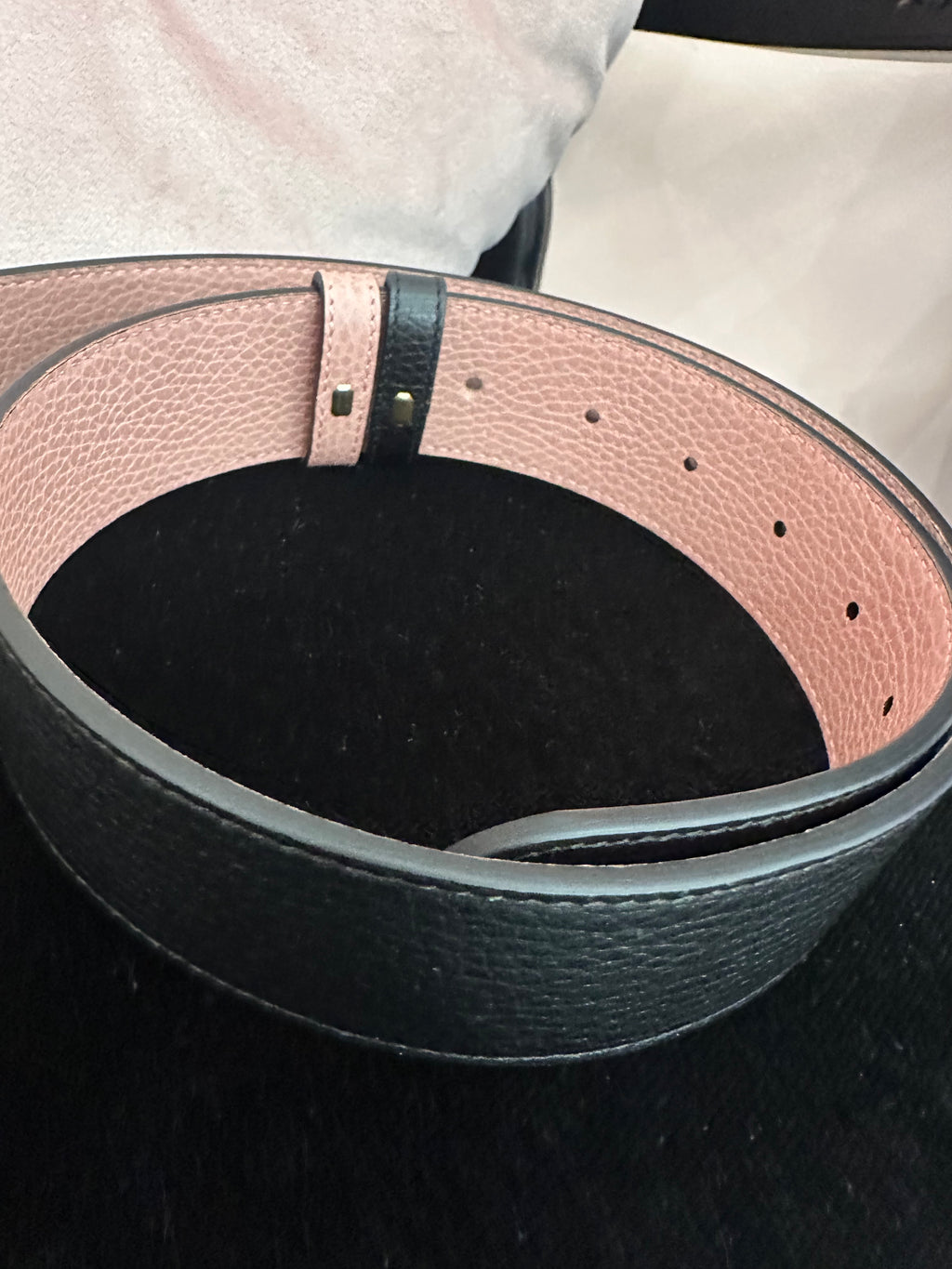 Cintura Gucci reverse nera e rosa