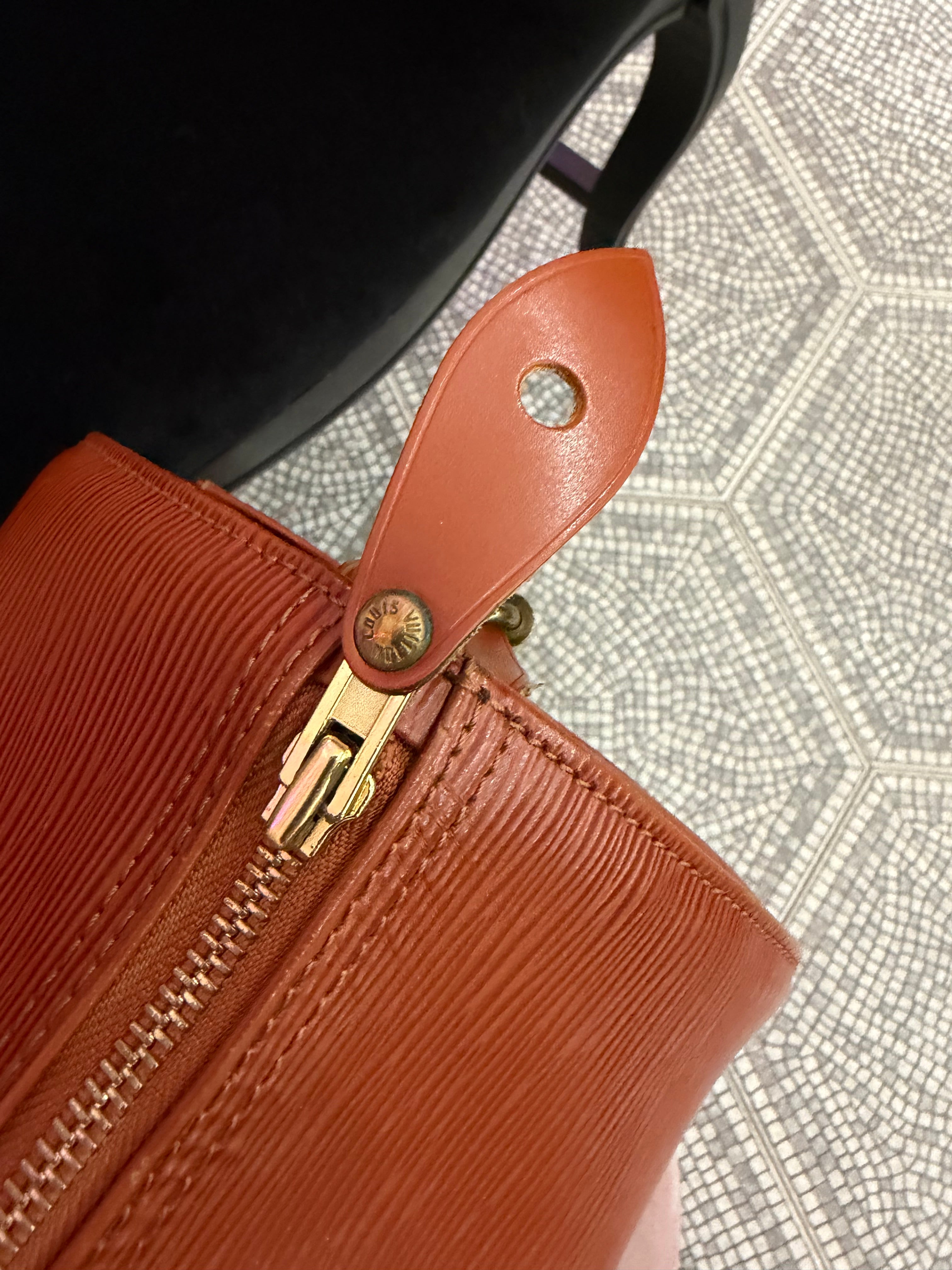 Borsa Louis Vuitton Speedy 30 pelle epi marrone