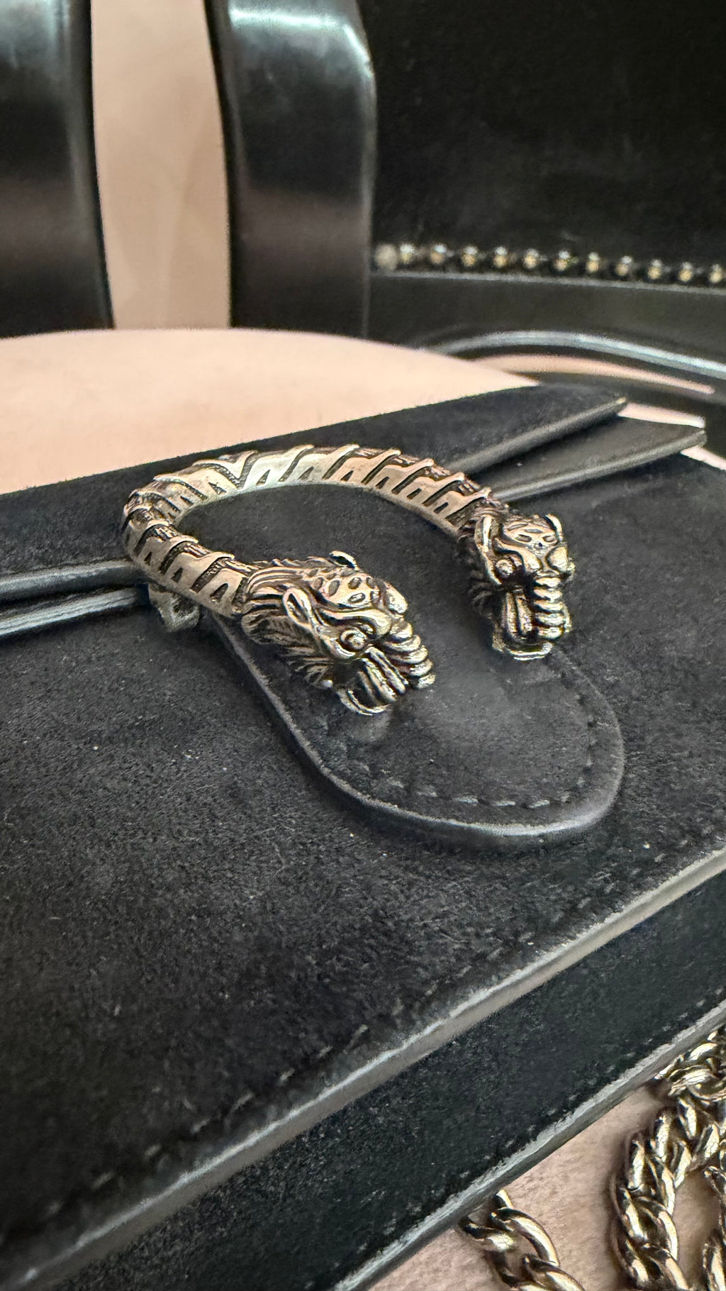 Borsa Gucci Dionysus mini suede nera