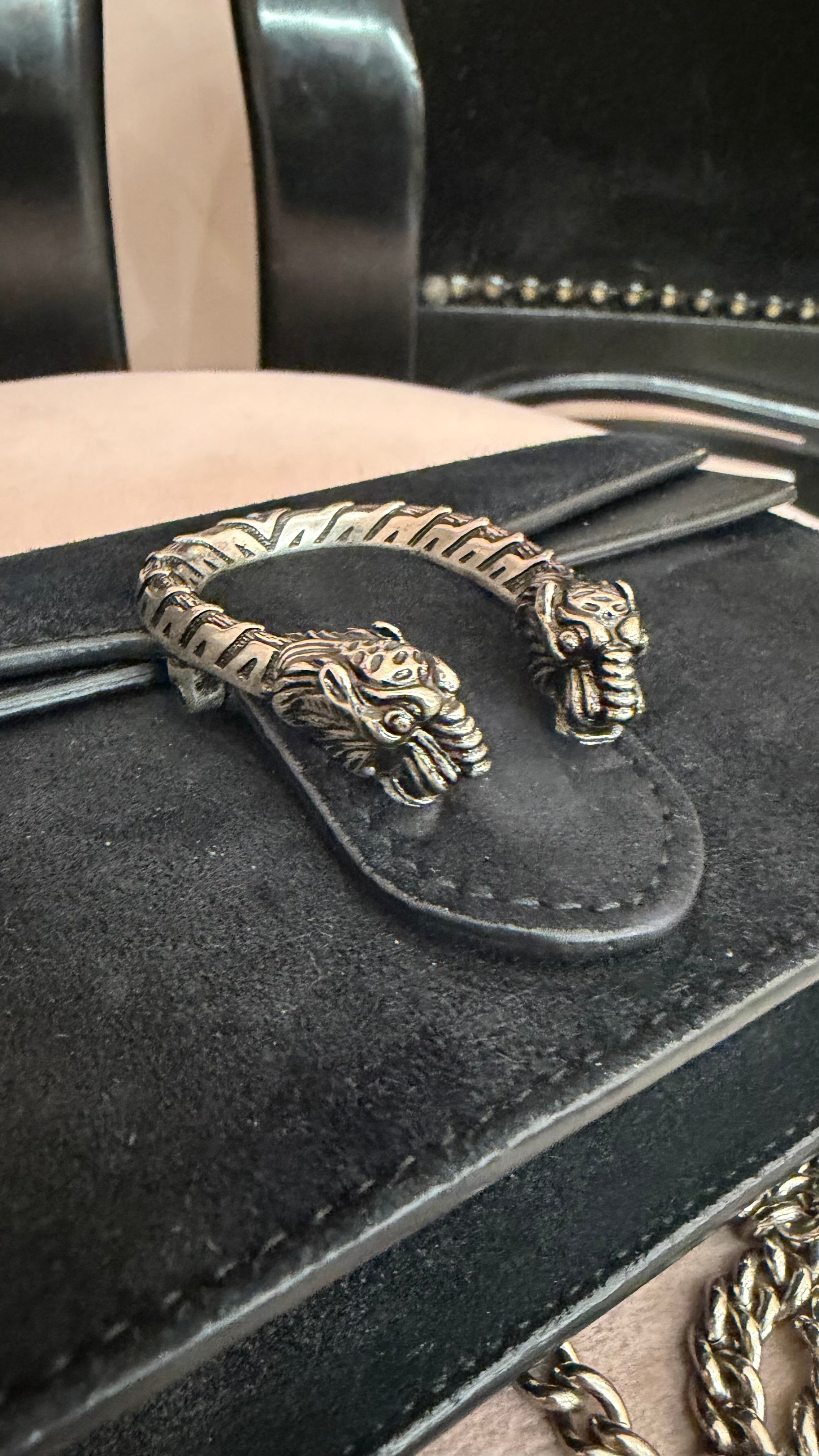 Borsa Gucci Dionysus mini suede nera
