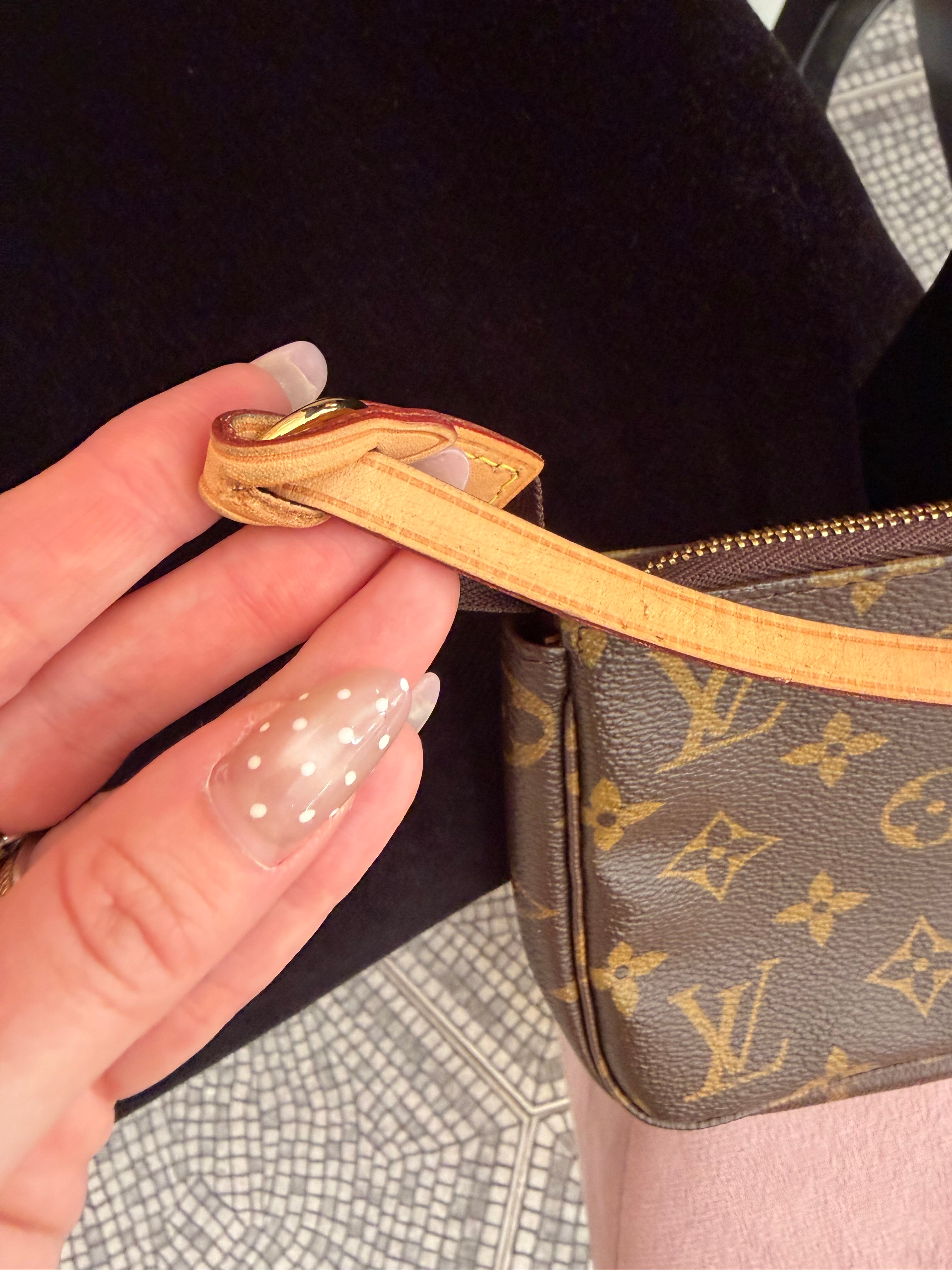 Borsa Louis Vuitton Pochette accessoires NM monogram
