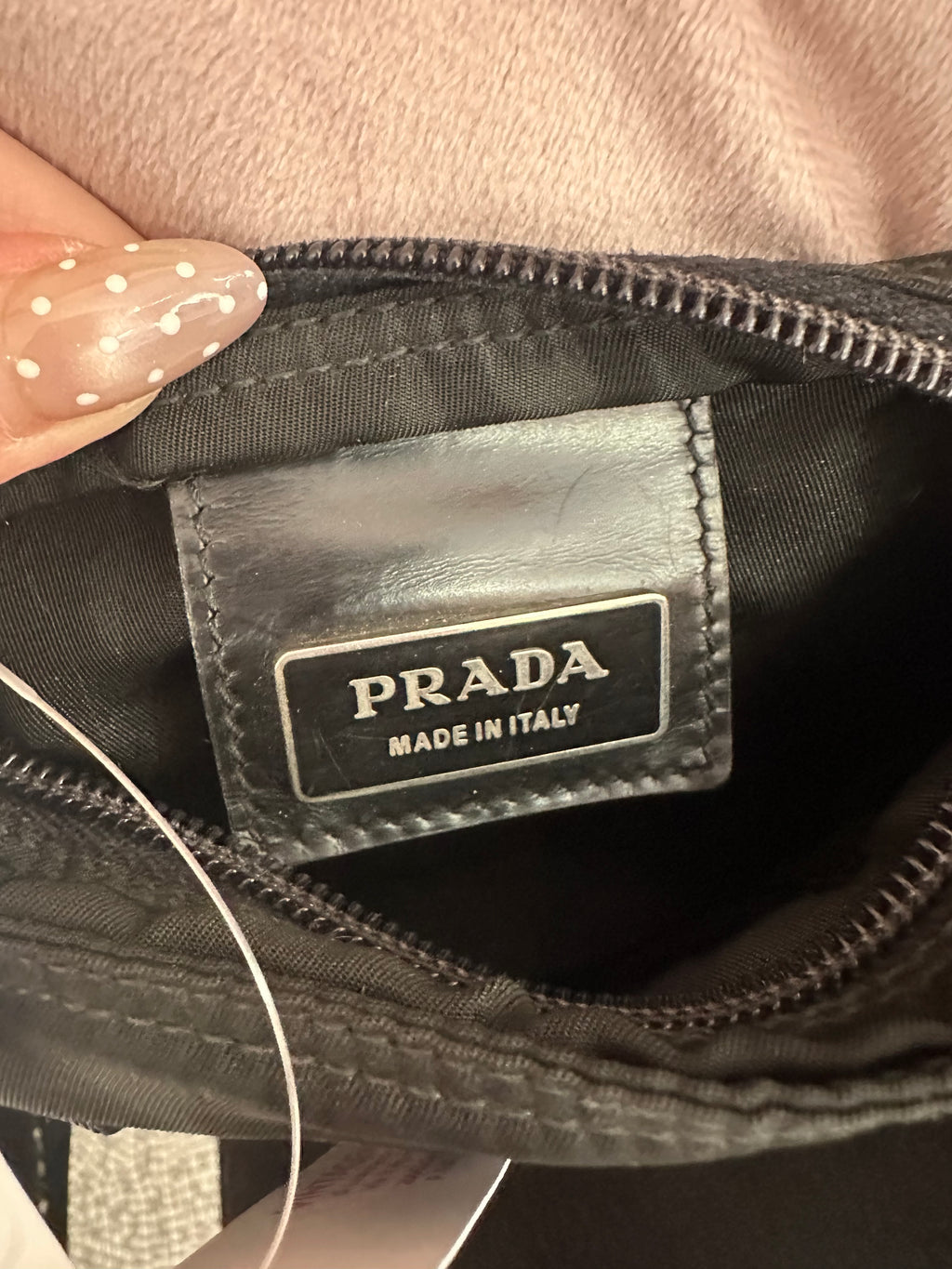 Borsa Prada postina tela nylon nera