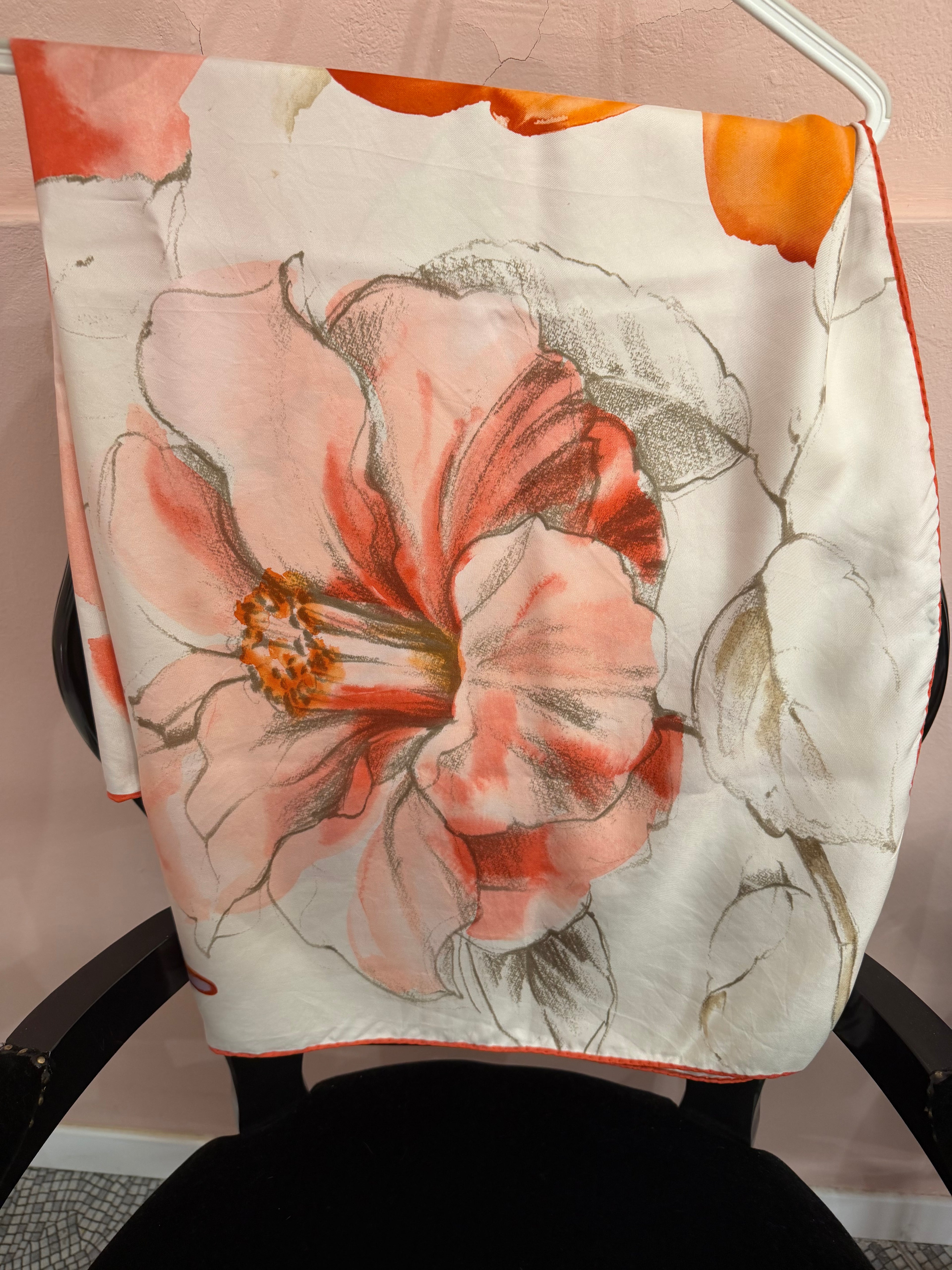 Foulard Valentino fiori arancioni