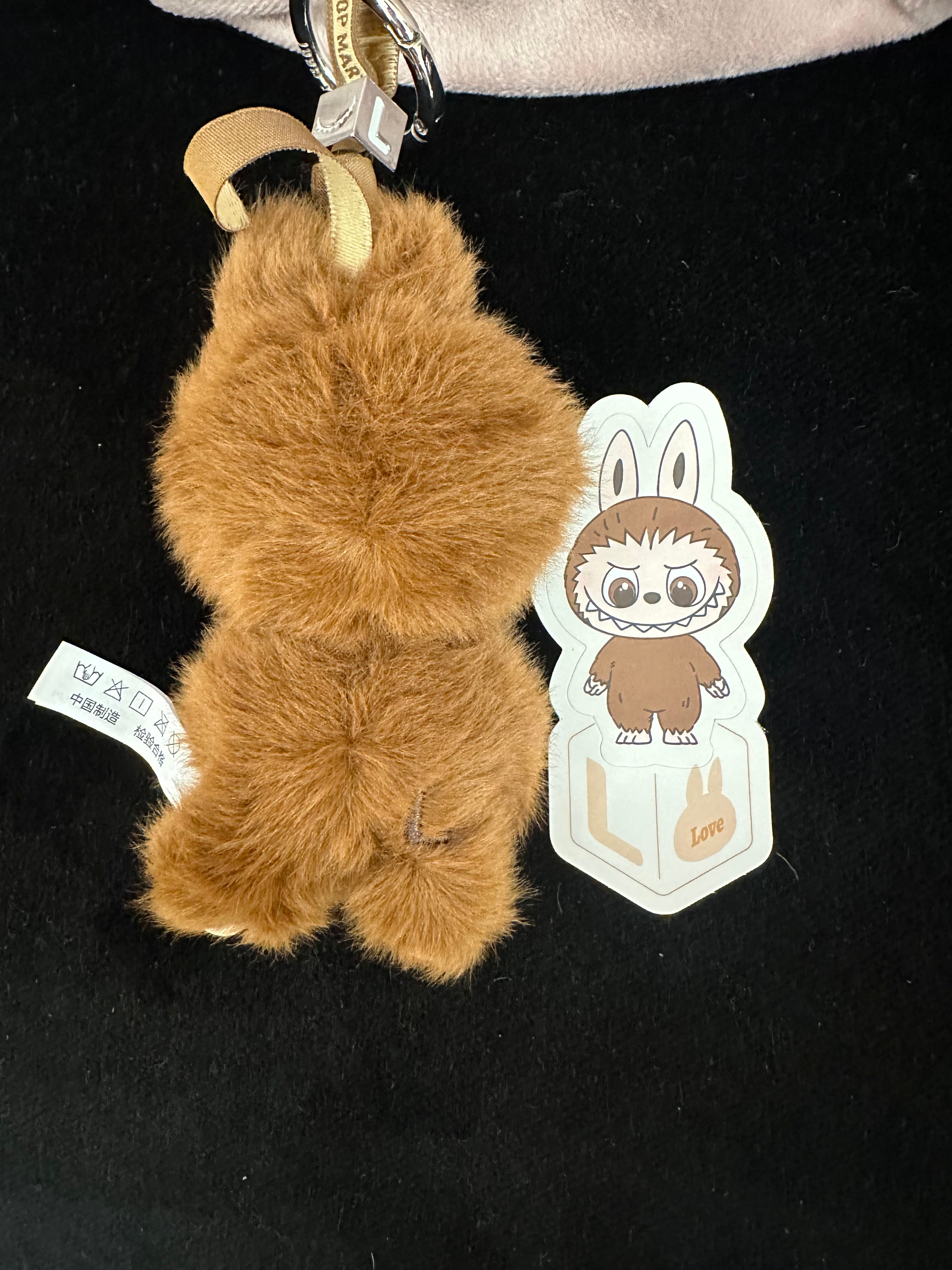 Labubu Pin for Love, L