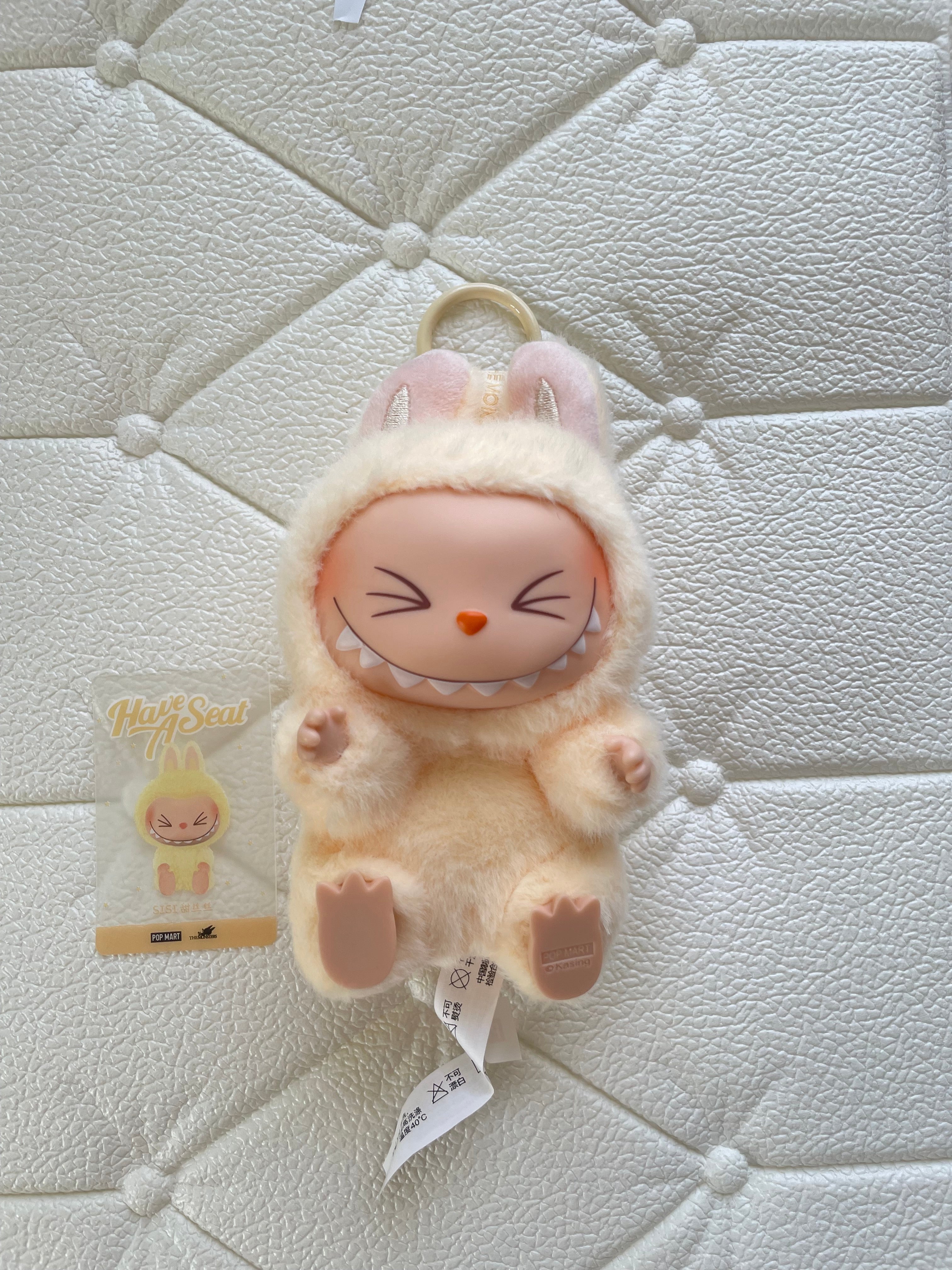 Labubu Have a Seat Sisi