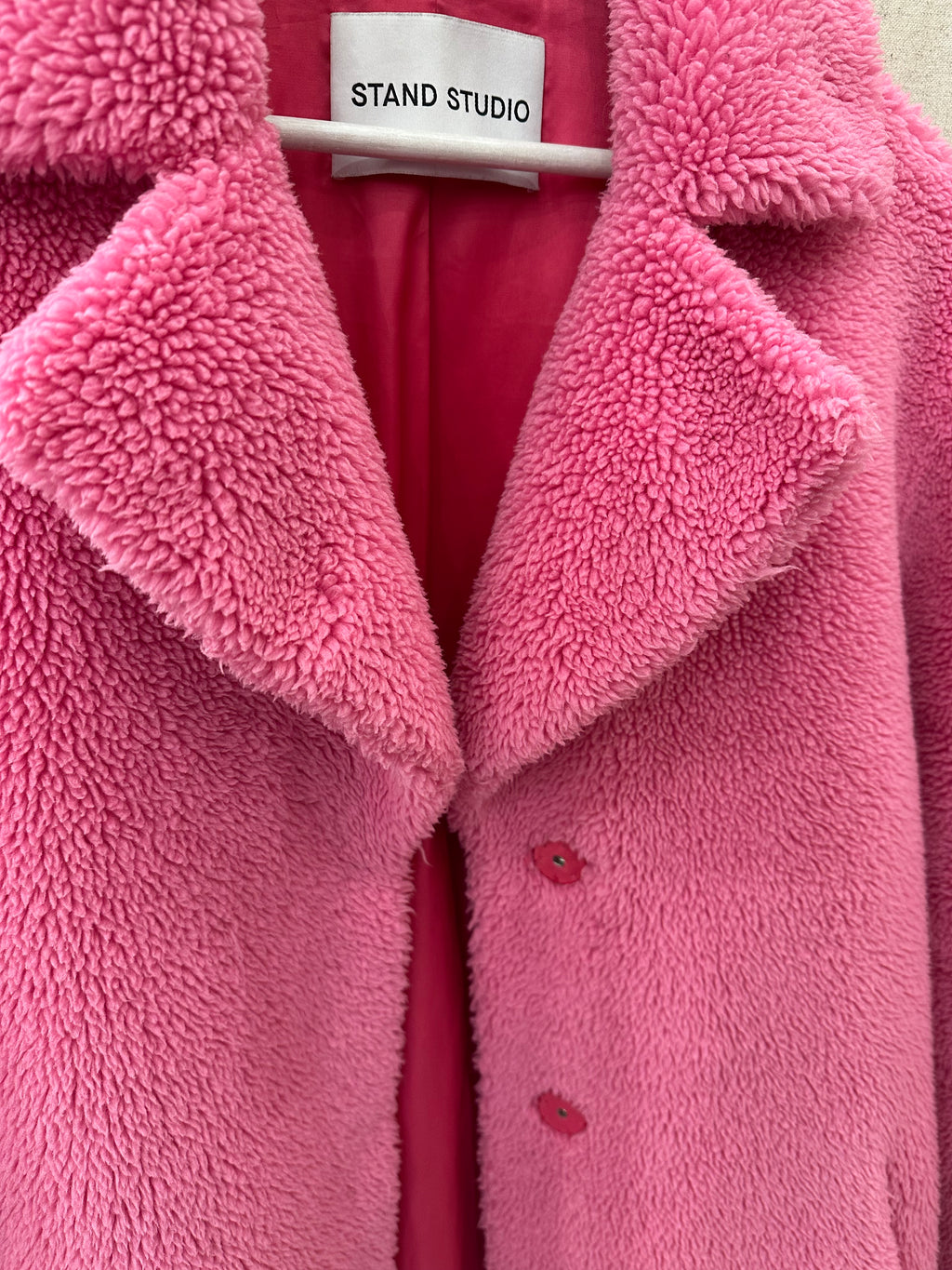 Cappotto Teddy Stand Studio