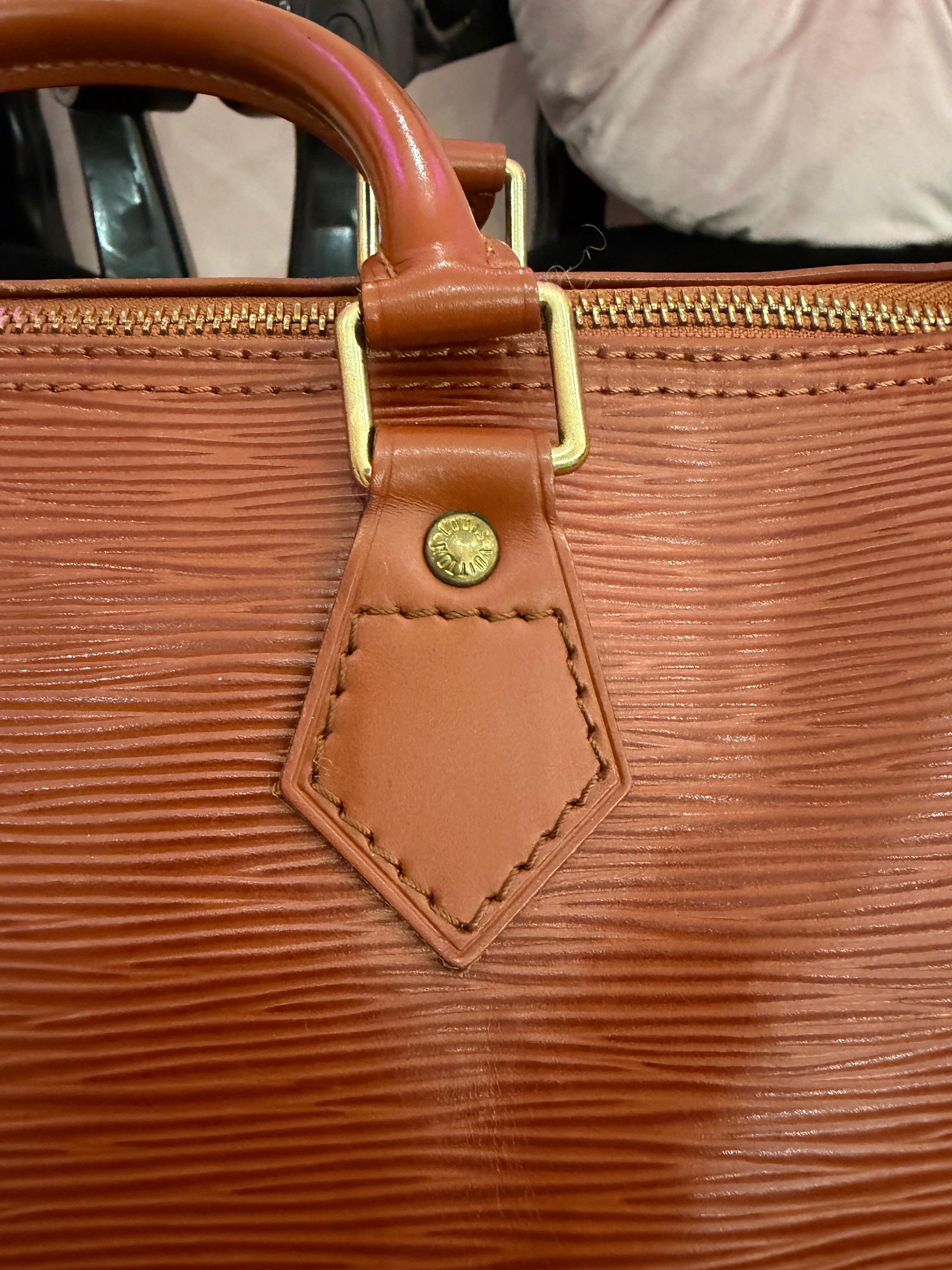 Borsa Louis Vuitton Speedy 30 pelle epi marrone