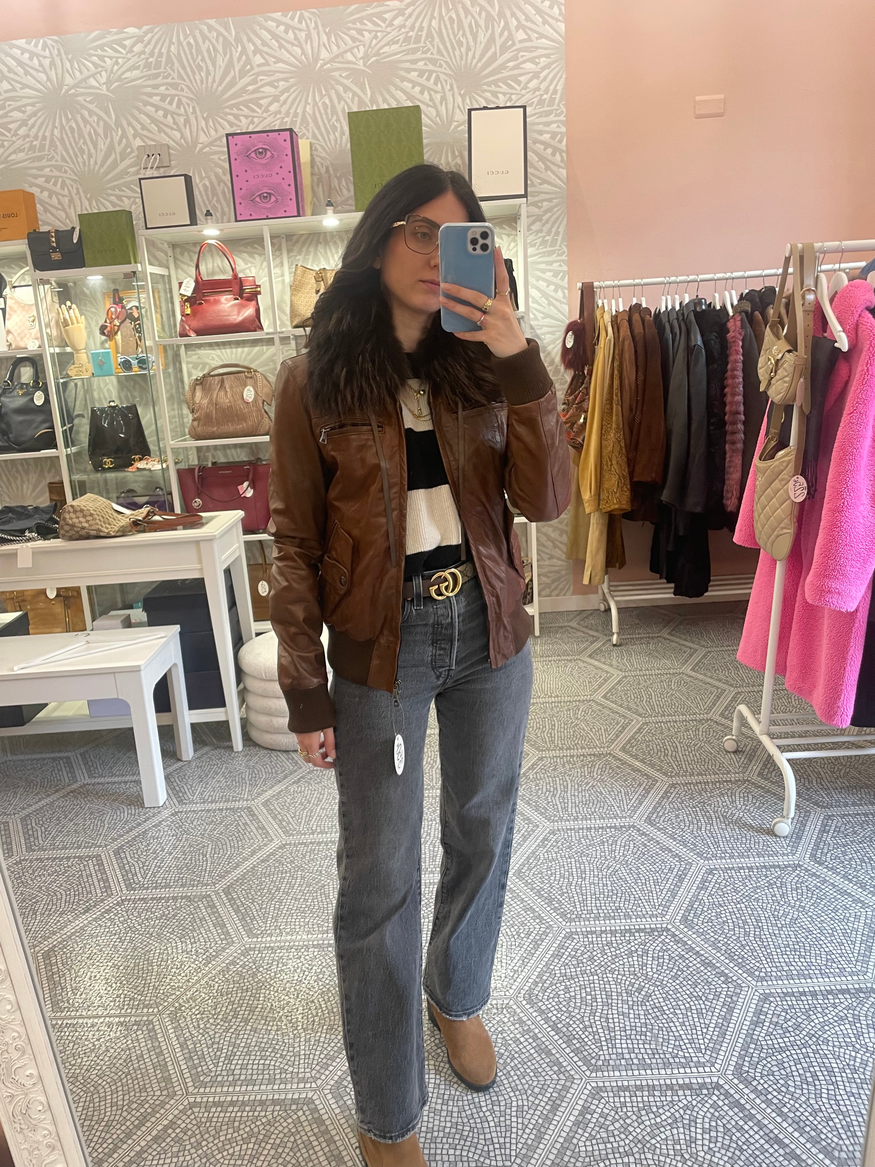 Giubbotto Biker di pelle marrone con collo di volpe