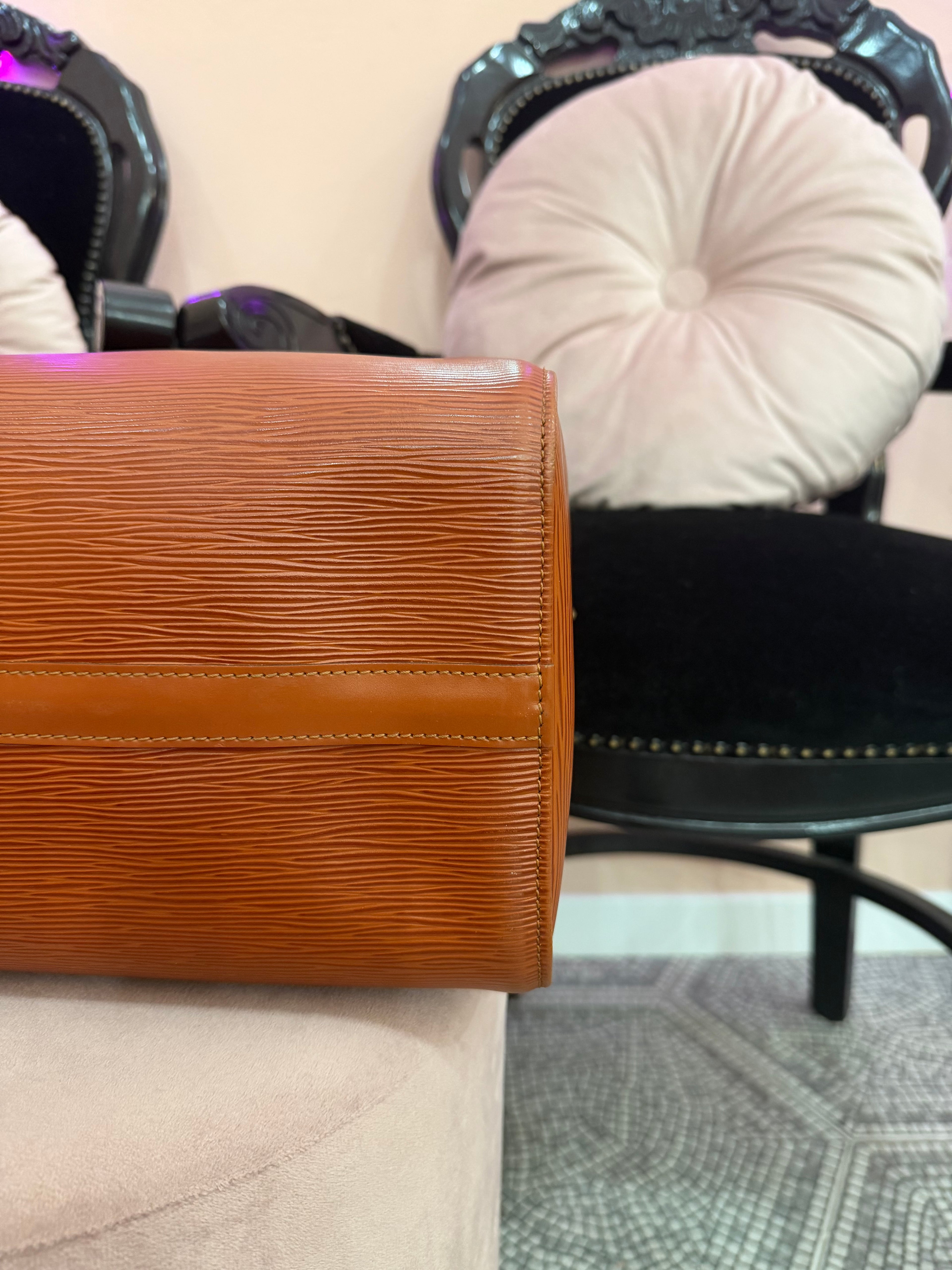 Borsa Louis Vuitton Speedy 30 pelle epi marrone