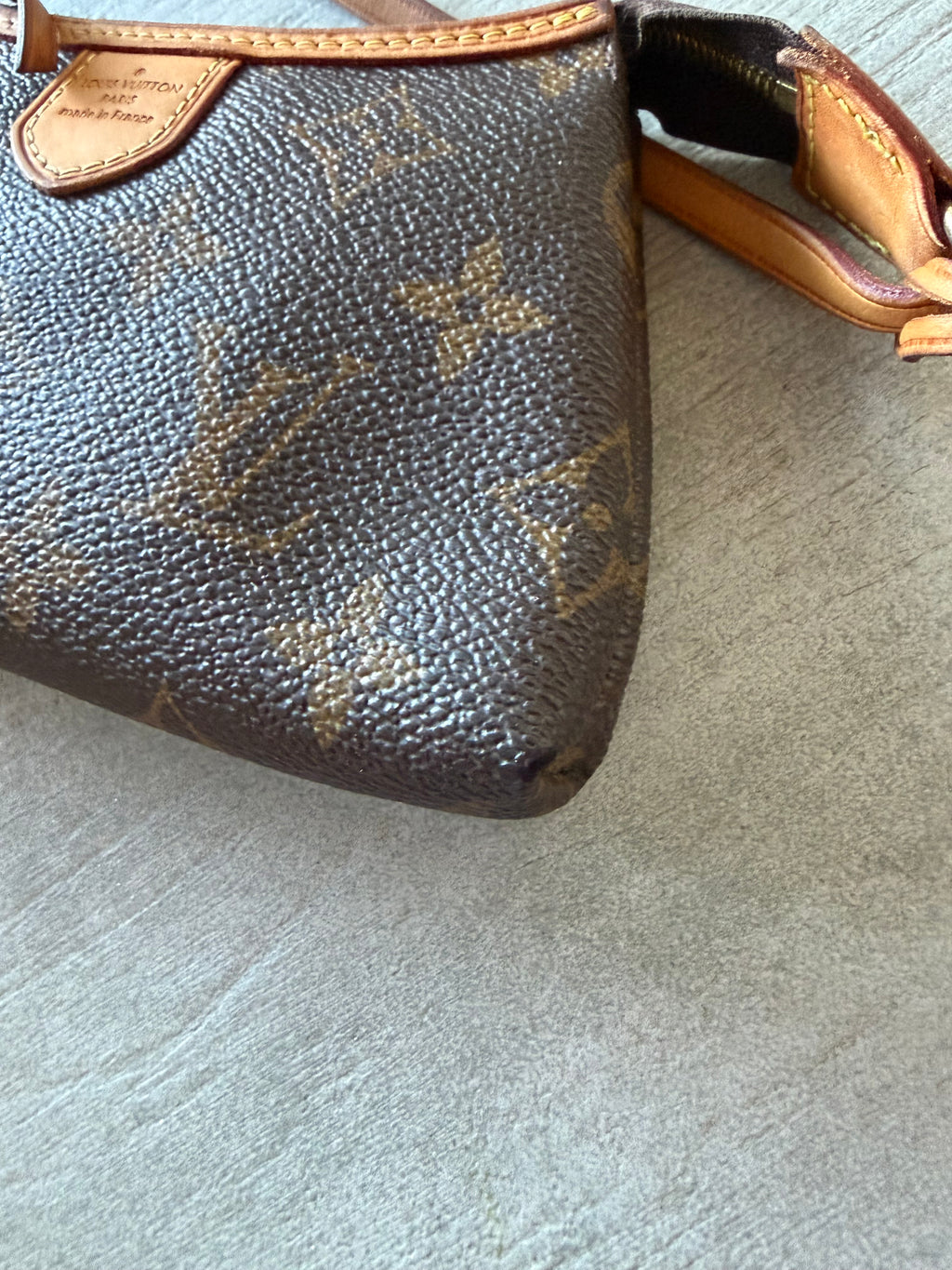 Pochette Louis Vuitton delightful