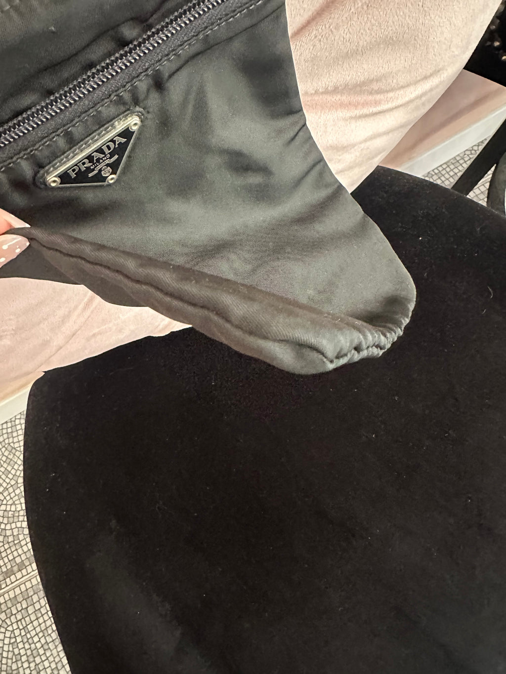 Borsa Prada postina tela nylon nera