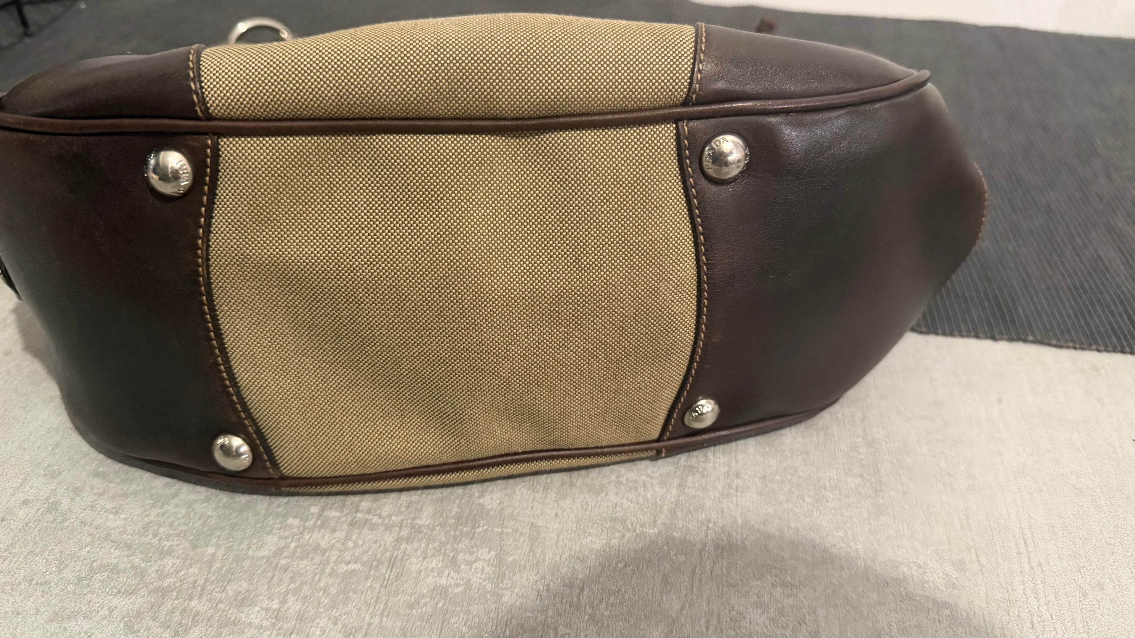 Borsa Prada Hobo marrone