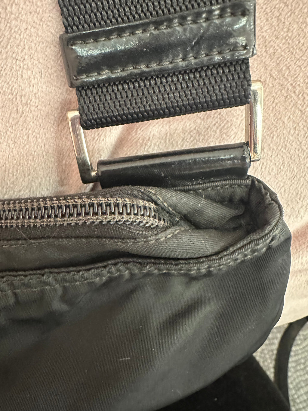 Borsa Prada tela nylon nera tracolla