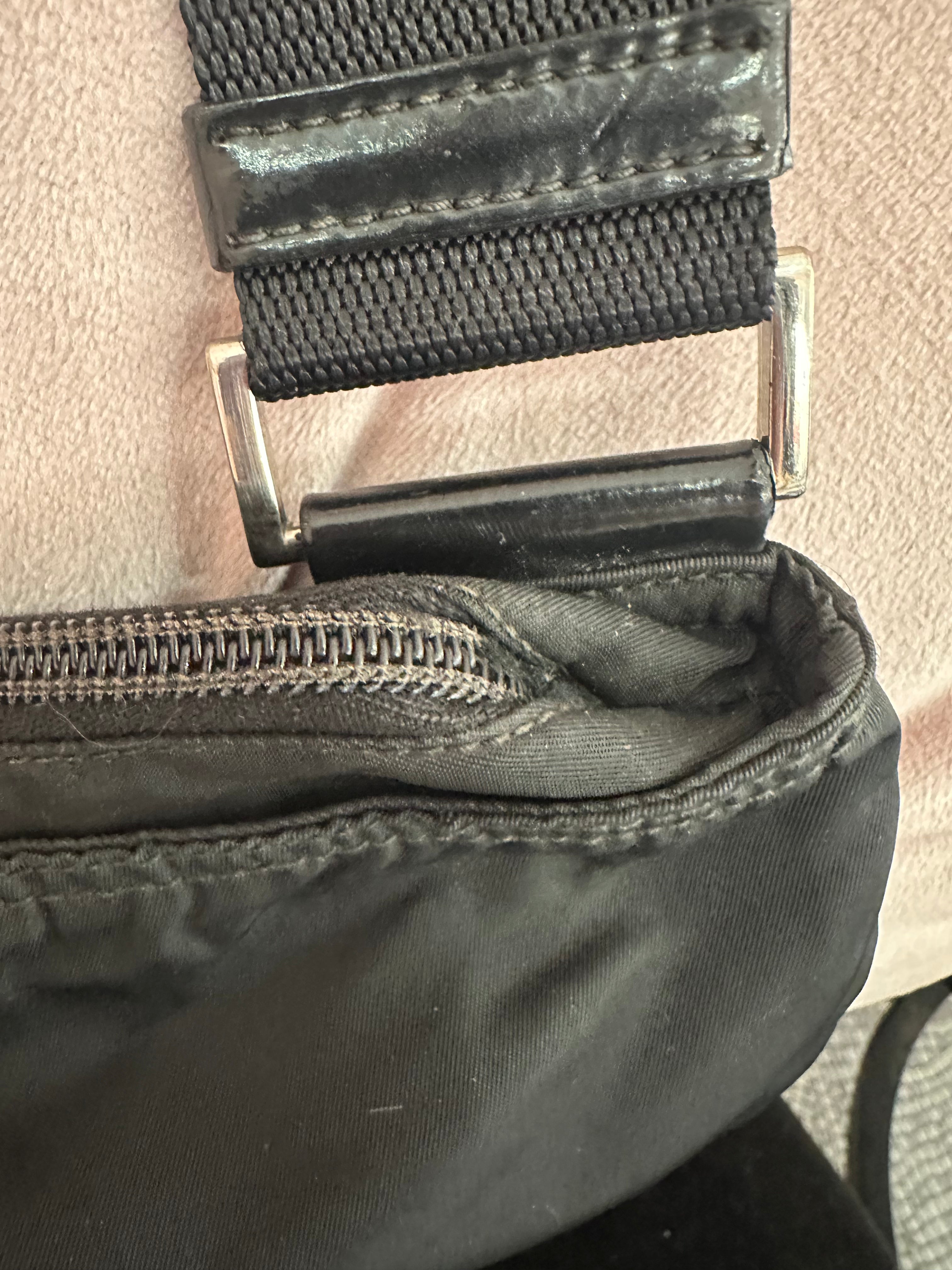 Borsa Prada tela nylon nera tracolla