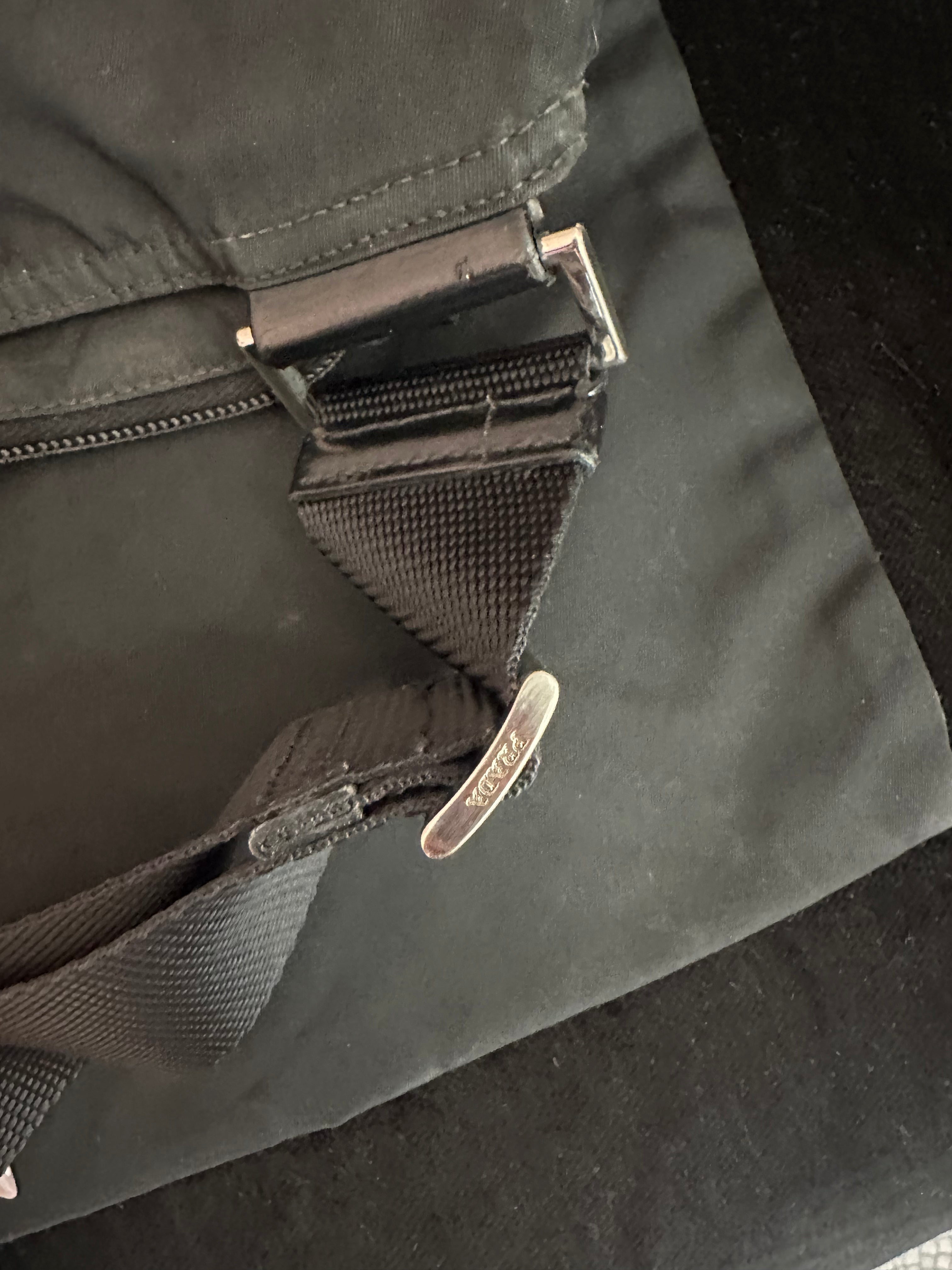 Borsa Prada tela nylon nera tracolla