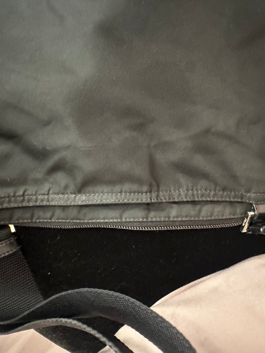 Borsa Prada tela nylon nera tracolla