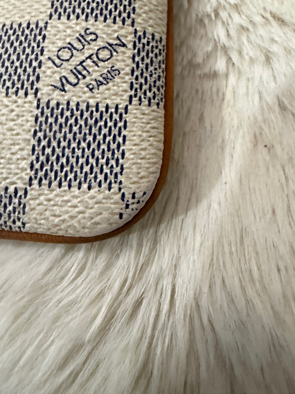 Pochette Louis Vuitton Milla damier azur