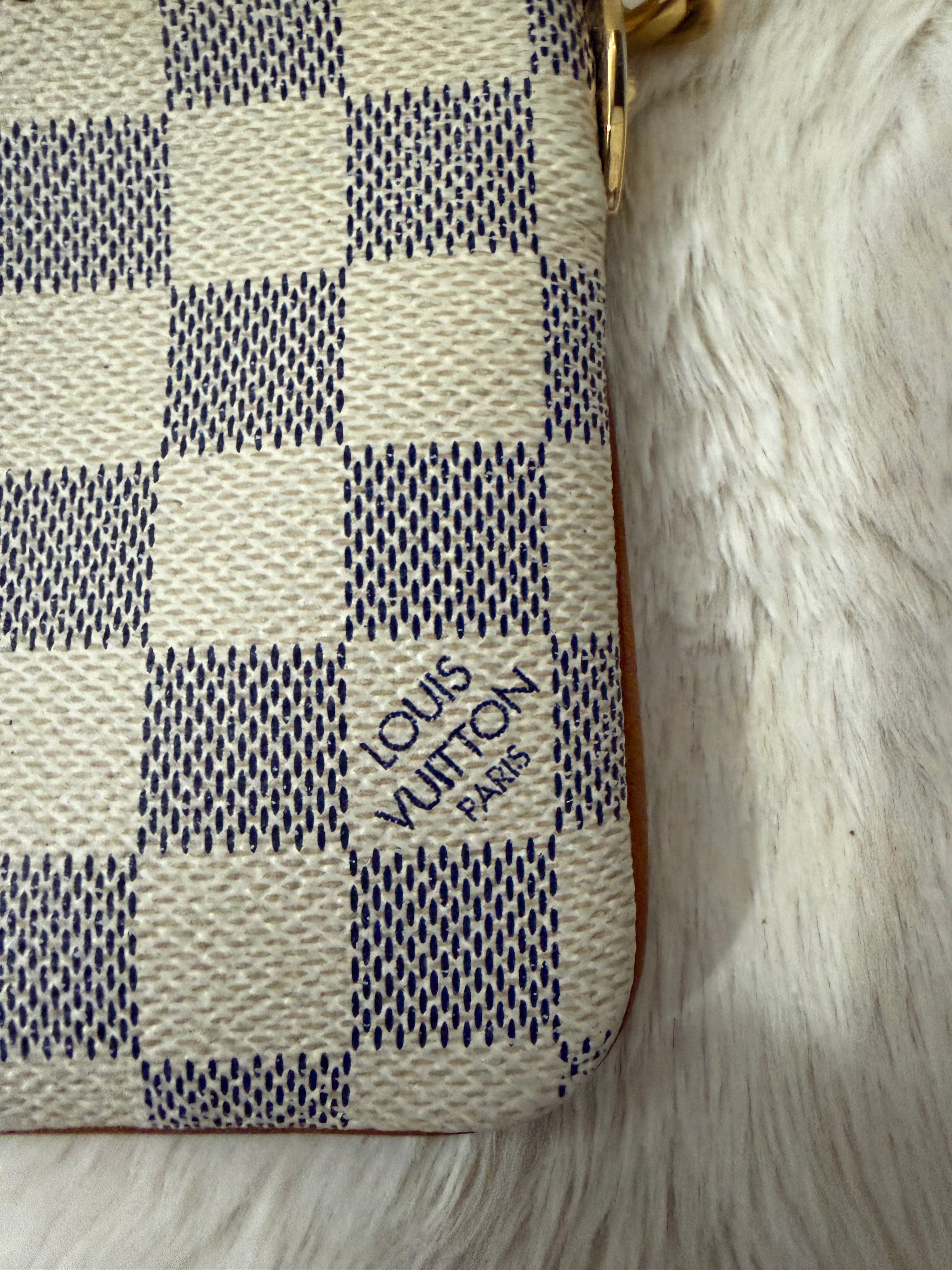 Pochette Louis Vuitton Milla damier azur