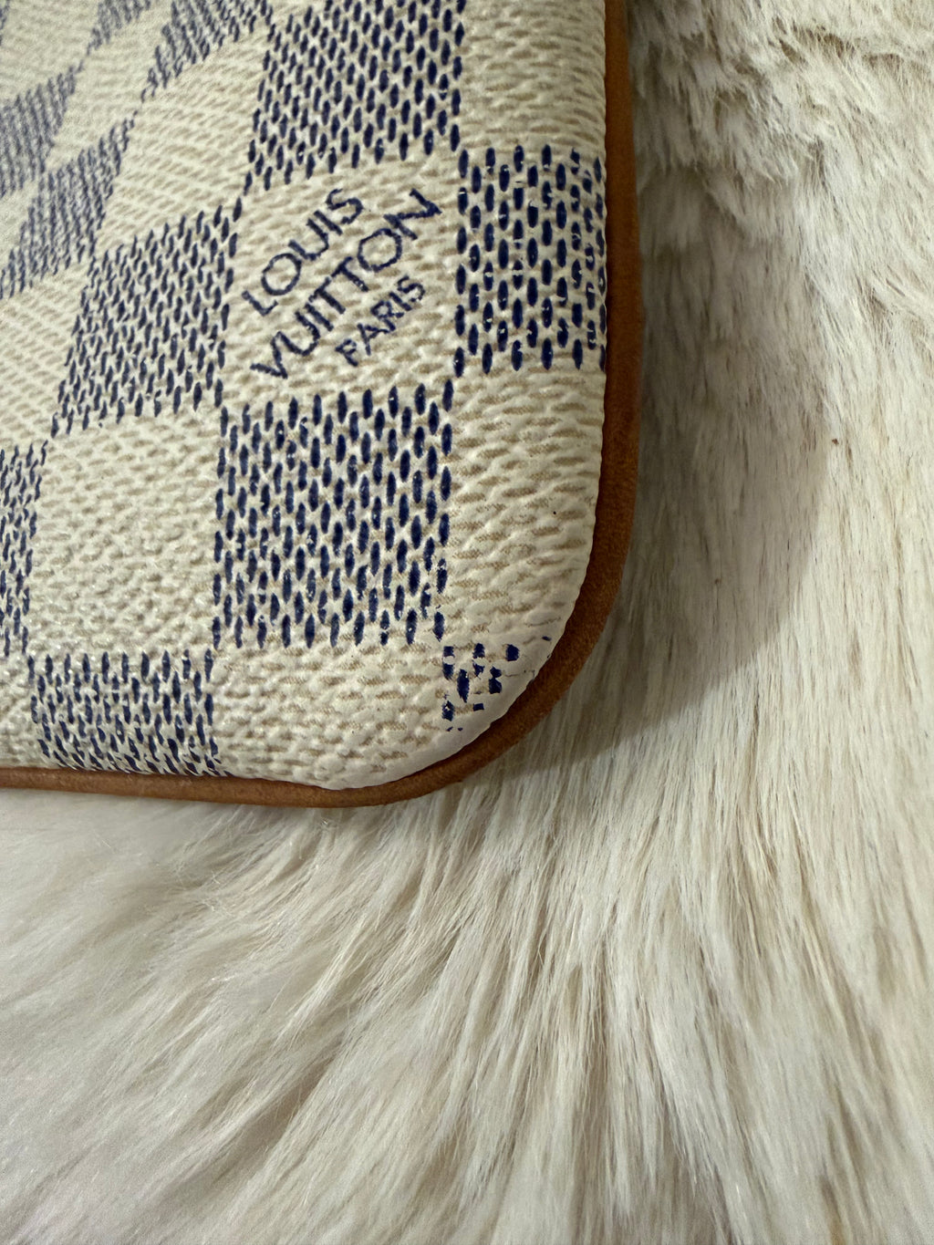 Pochette Louis Vuitton Milla damier azur