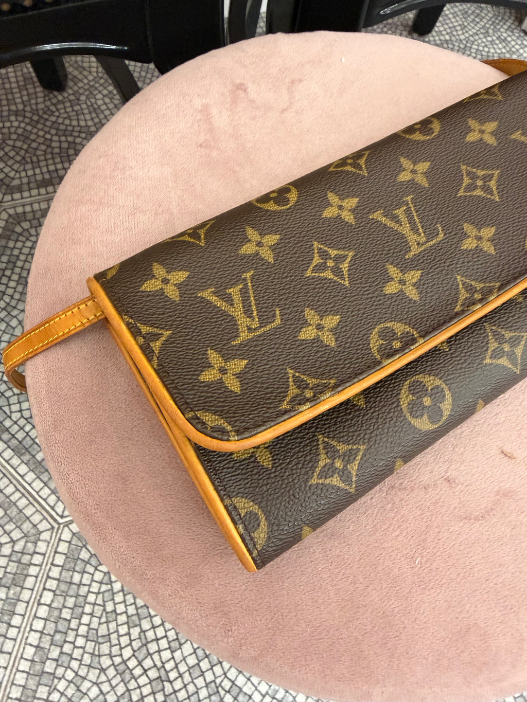 Pochette Twin Gm Louis Vuitton