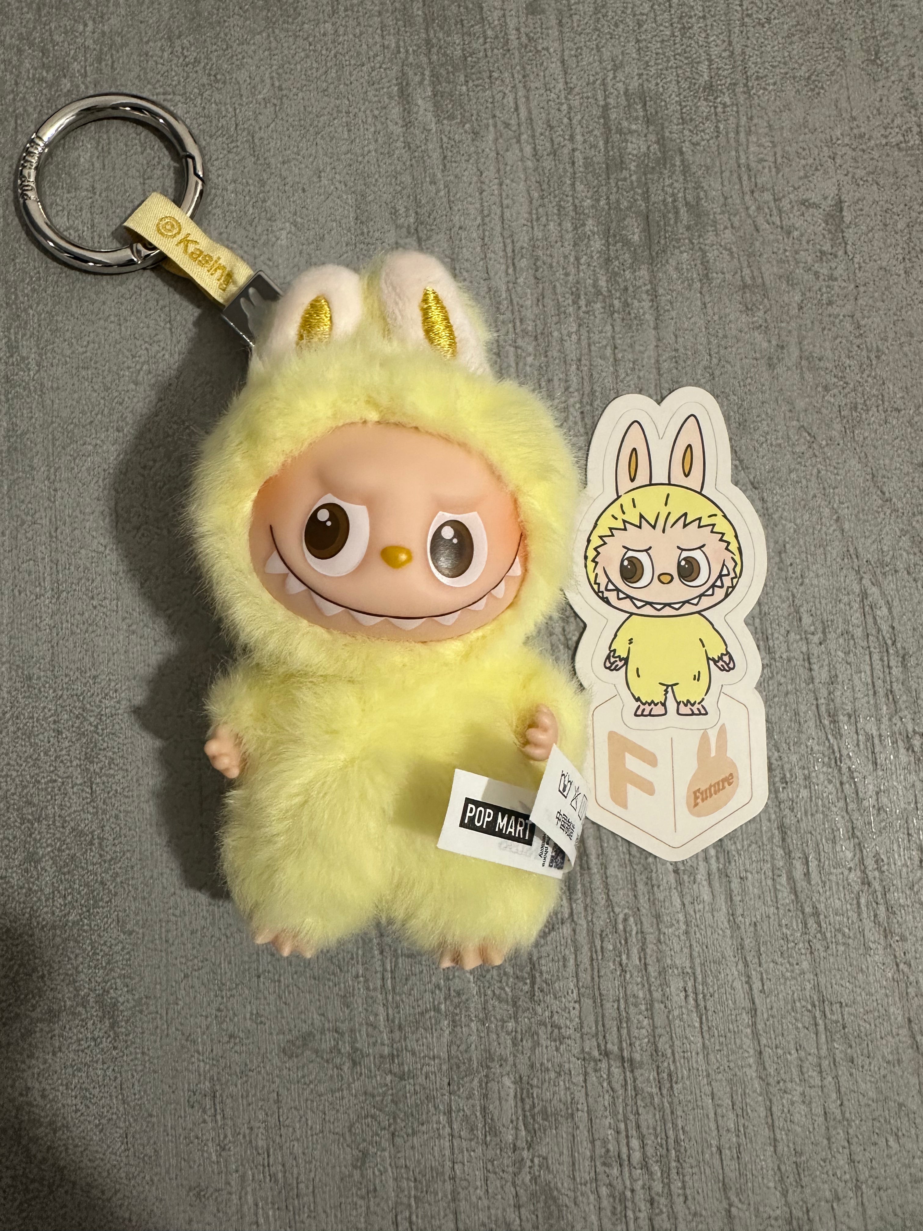 Labubu Pin for Love, F