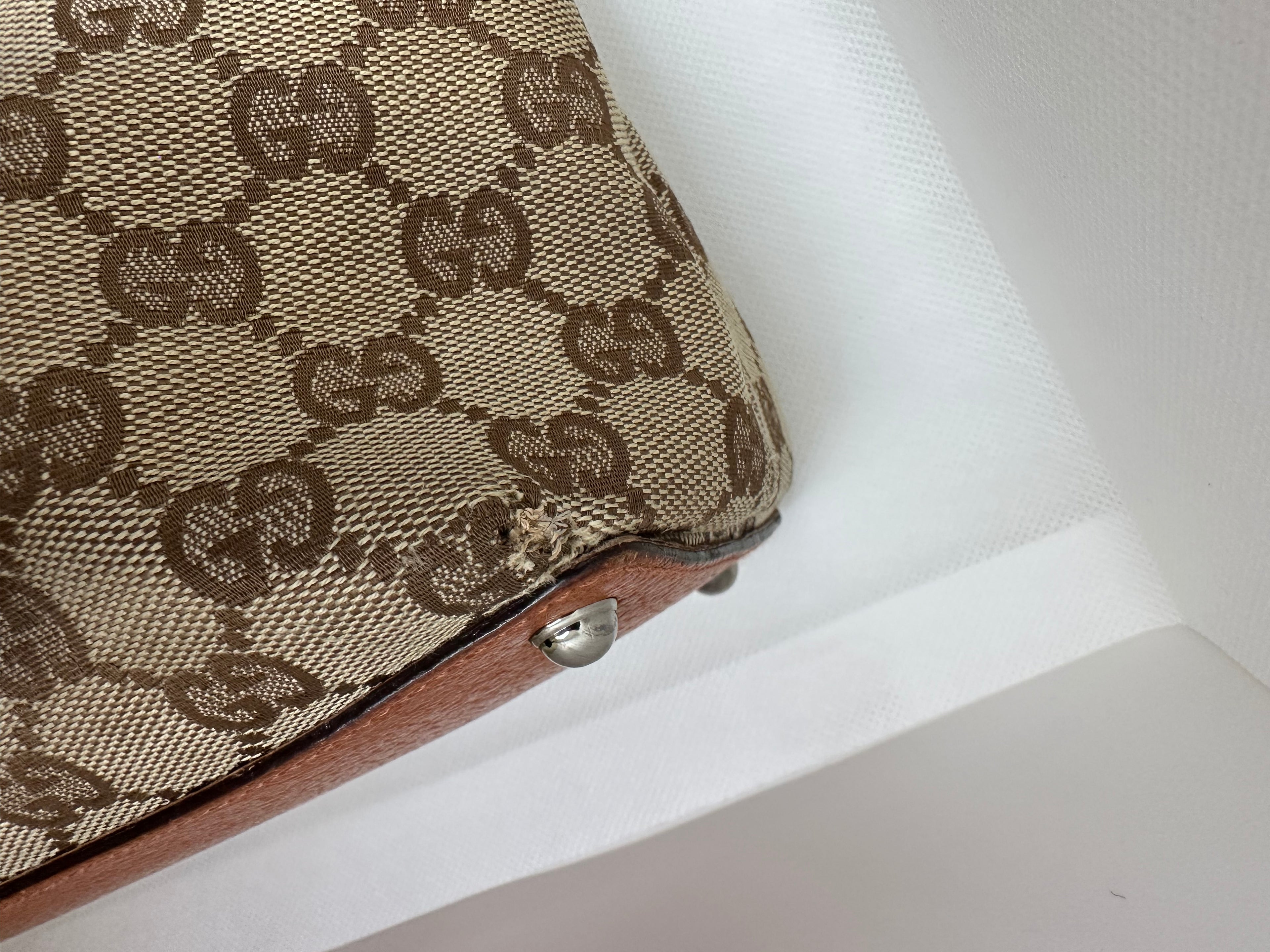 Borsa Gucci eclipse shopper media marrone