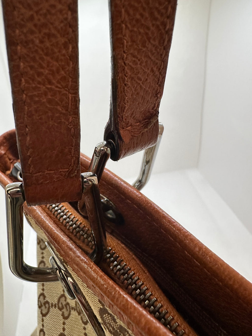 Borsa Gucci eclipse shopper media marrone