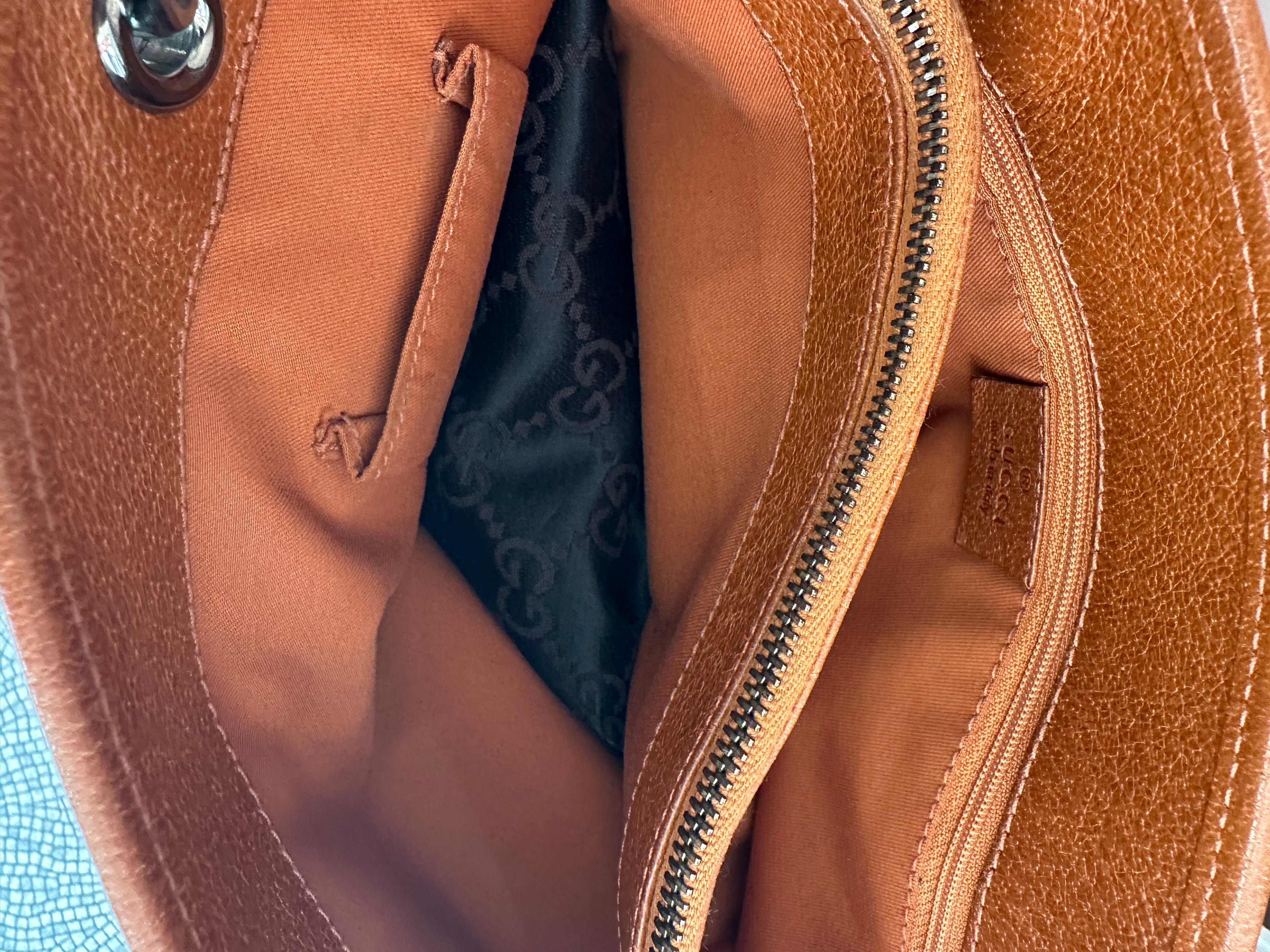 Borsa Gucci eclipse shopper media marrone