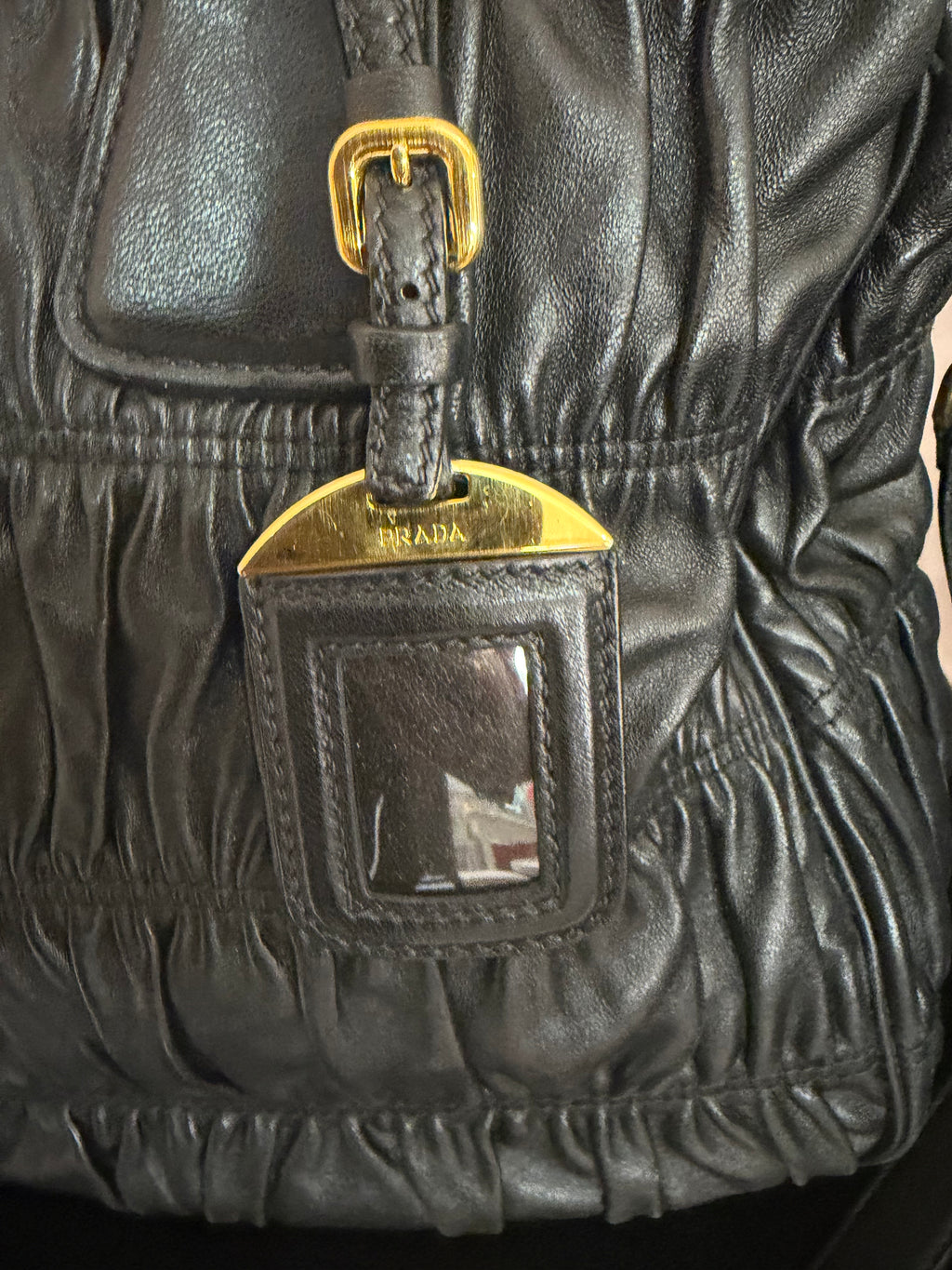 Borsa Prada shopper pelle matelassé nera