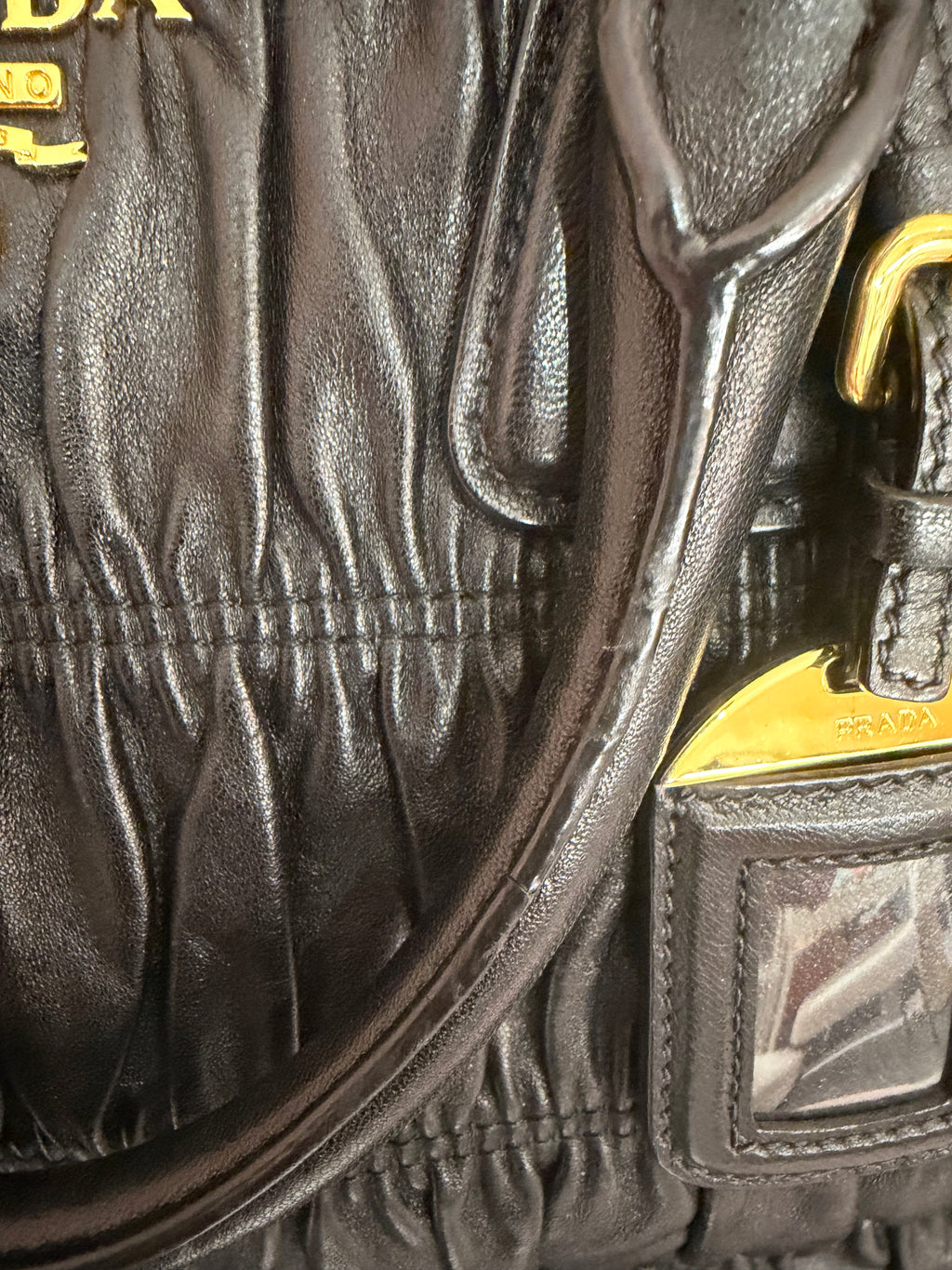 Borsa Prada shopper pelle matelassé nera