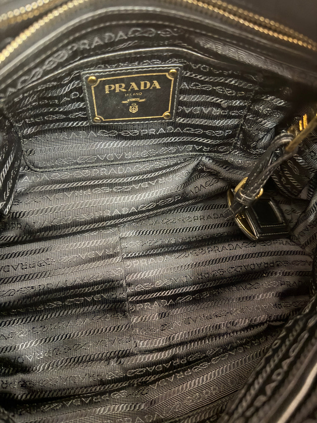 Borsa Prada shopper pelle matelassé nera
