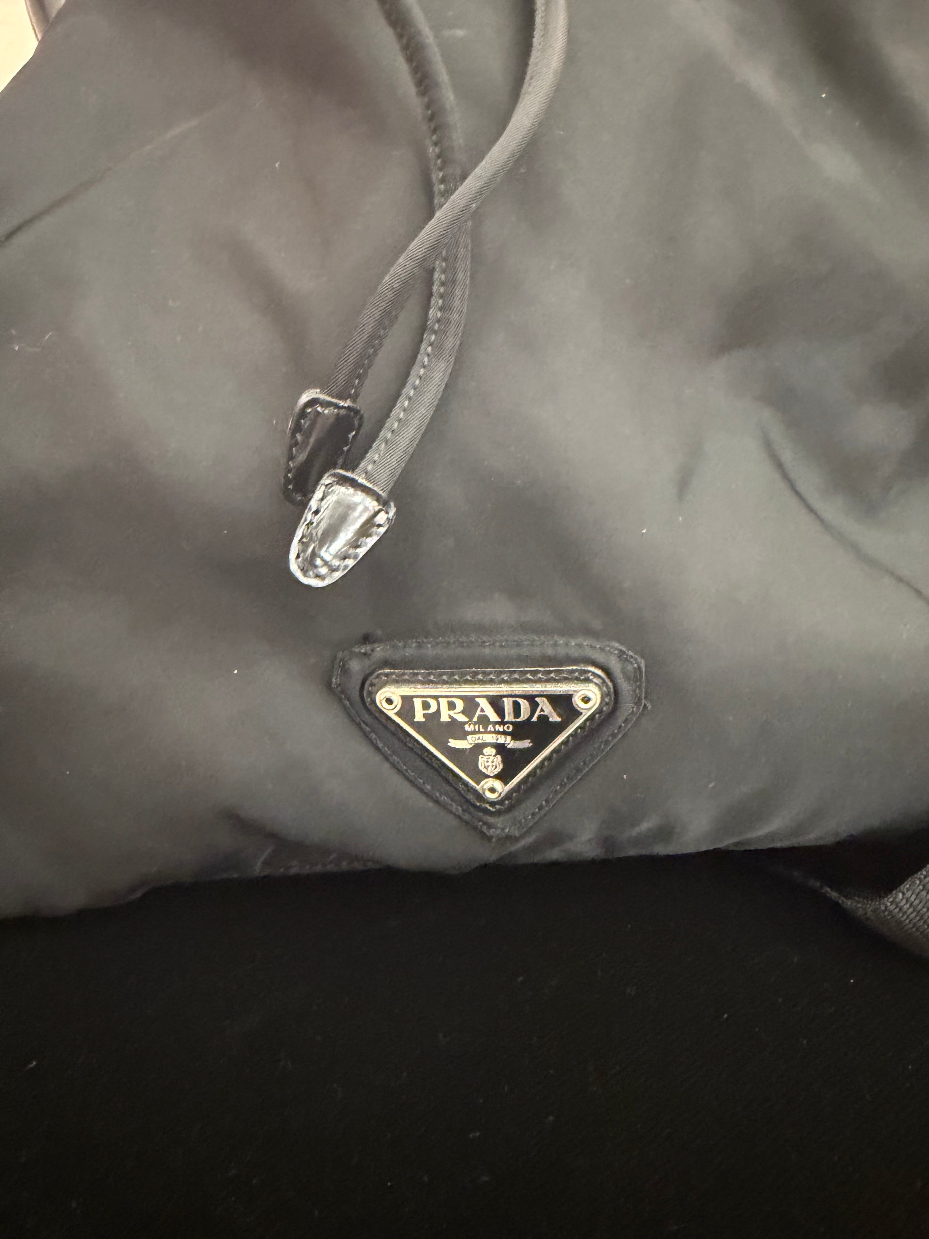 Zaino Prada sacca nylon nero