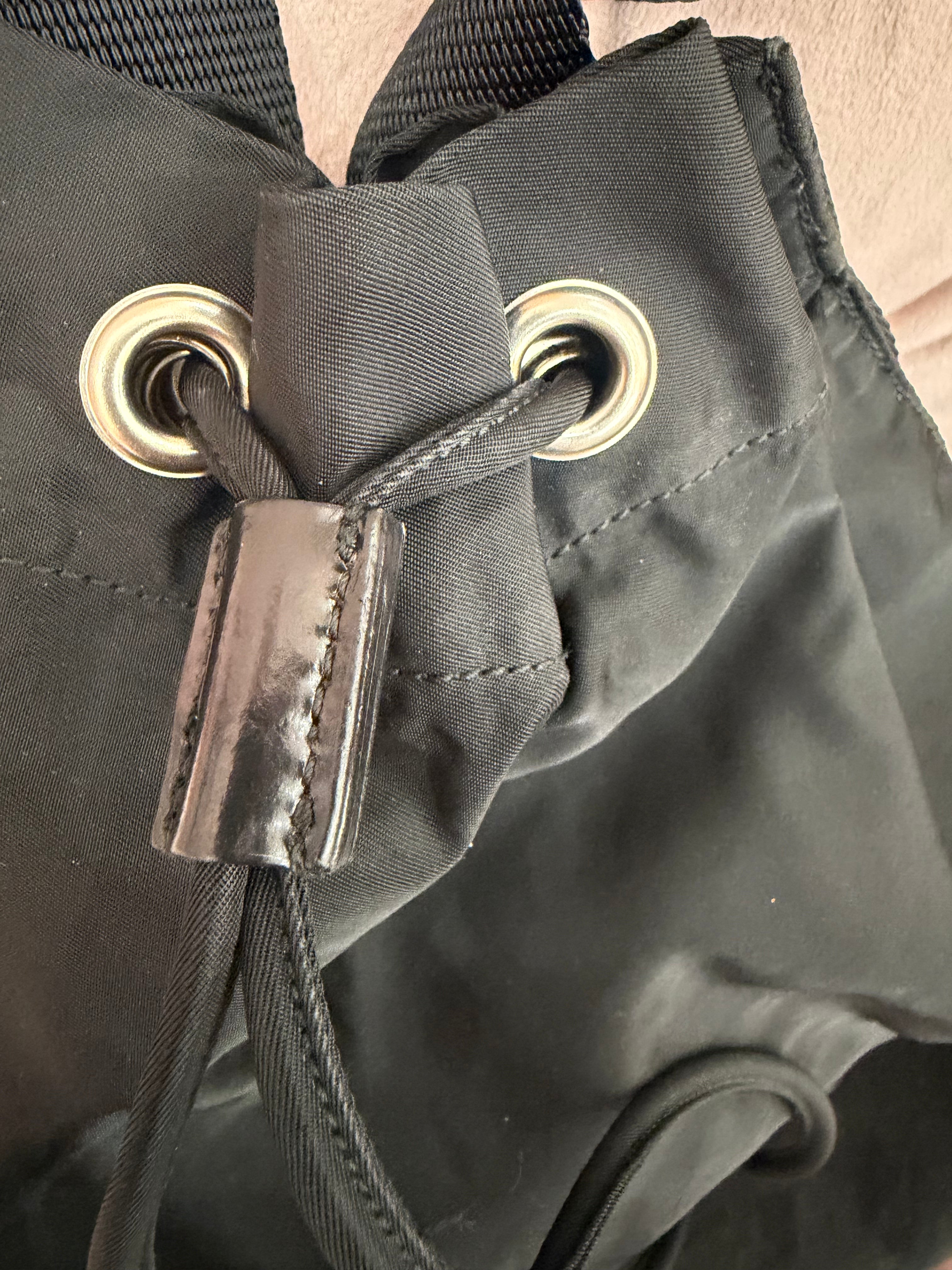 Zaino Prada sacca nylon nero