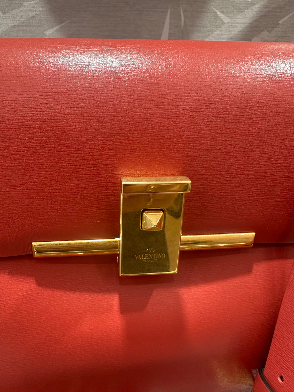 Borsa Valentino Garavagni shoulder bag red