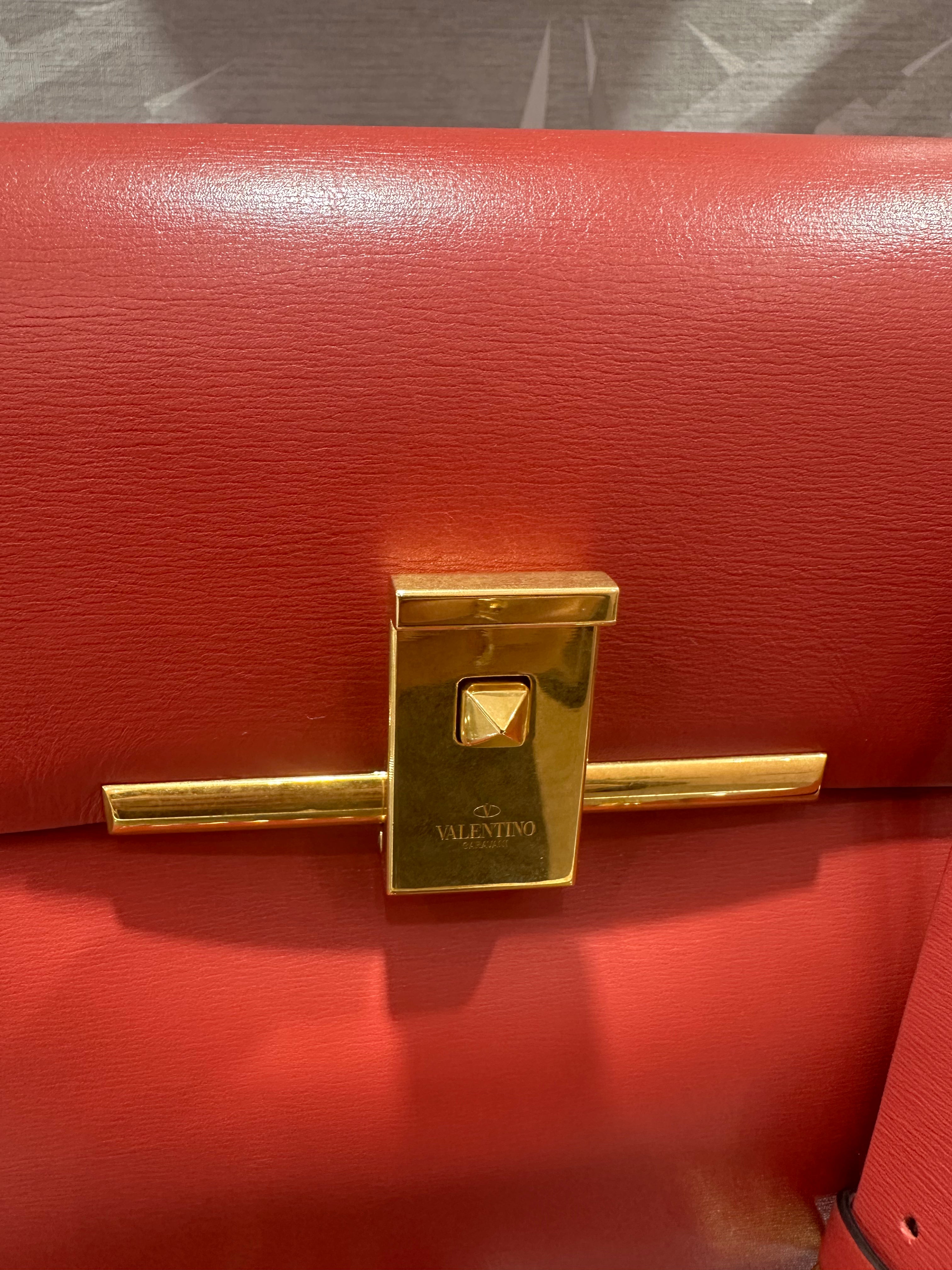 Borsa Valentino Garavagni shoulder bag red