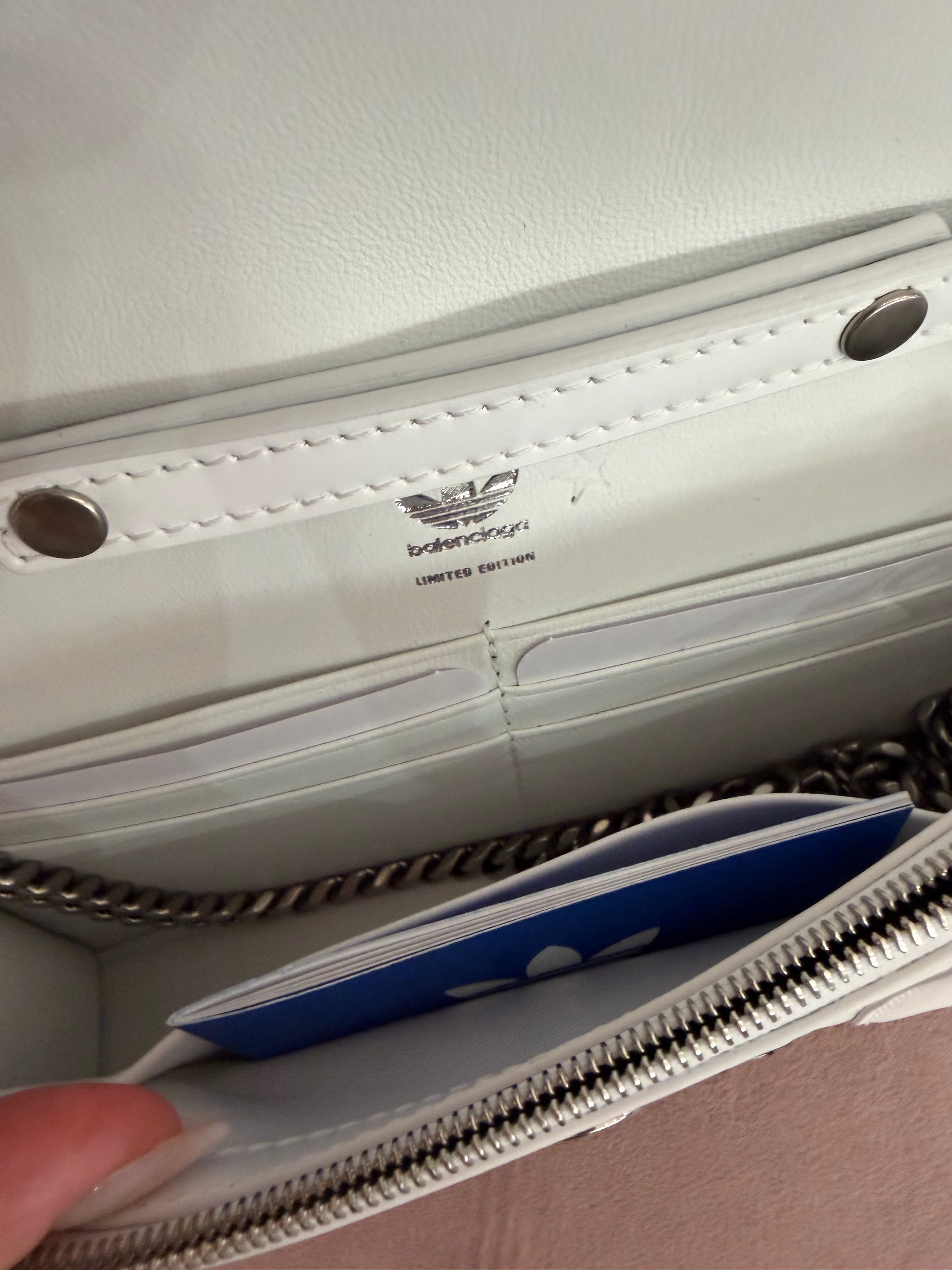 Borsa Balenciaga hourglass per adidas bianca