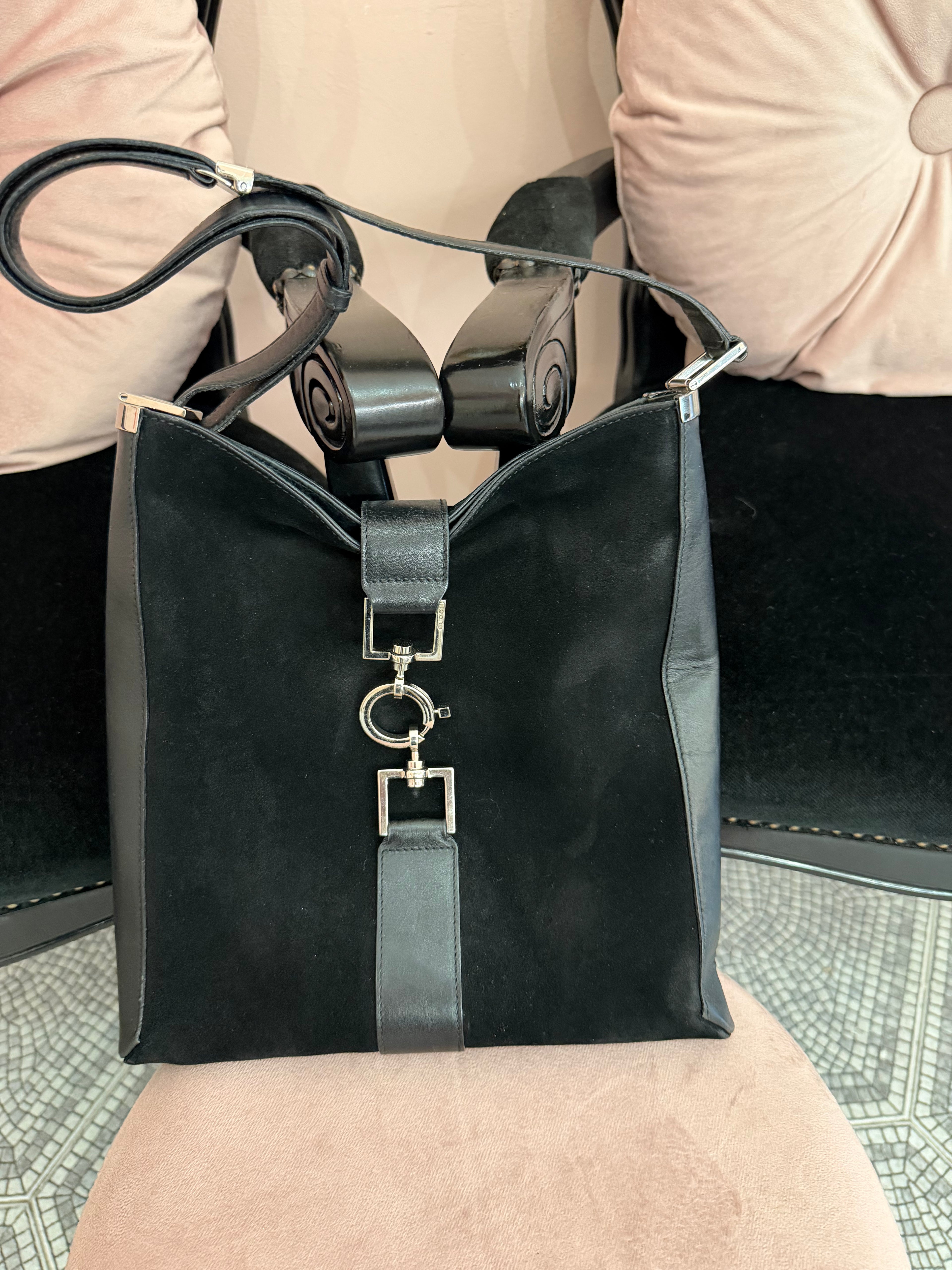 Borsa Gucci vintage in suede nera