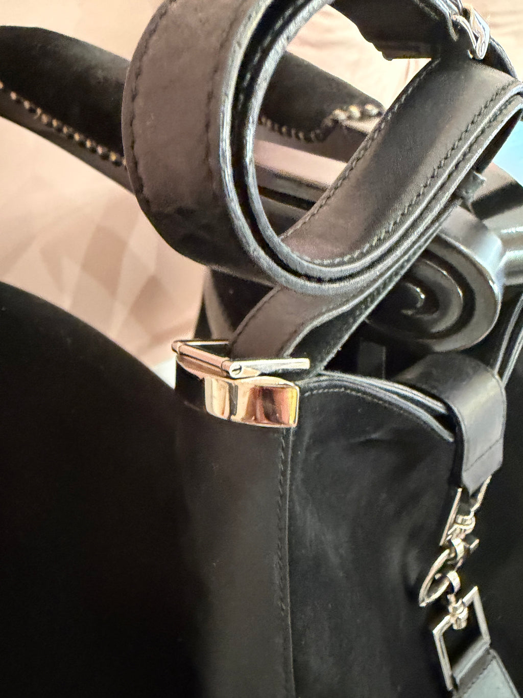 Borsa Gucci vintage in suede nera